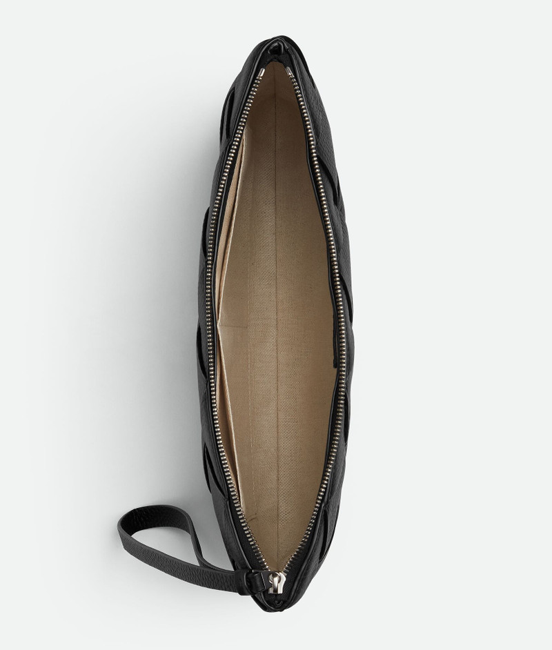 Bottega Veneta Diago Large Pouch outlook