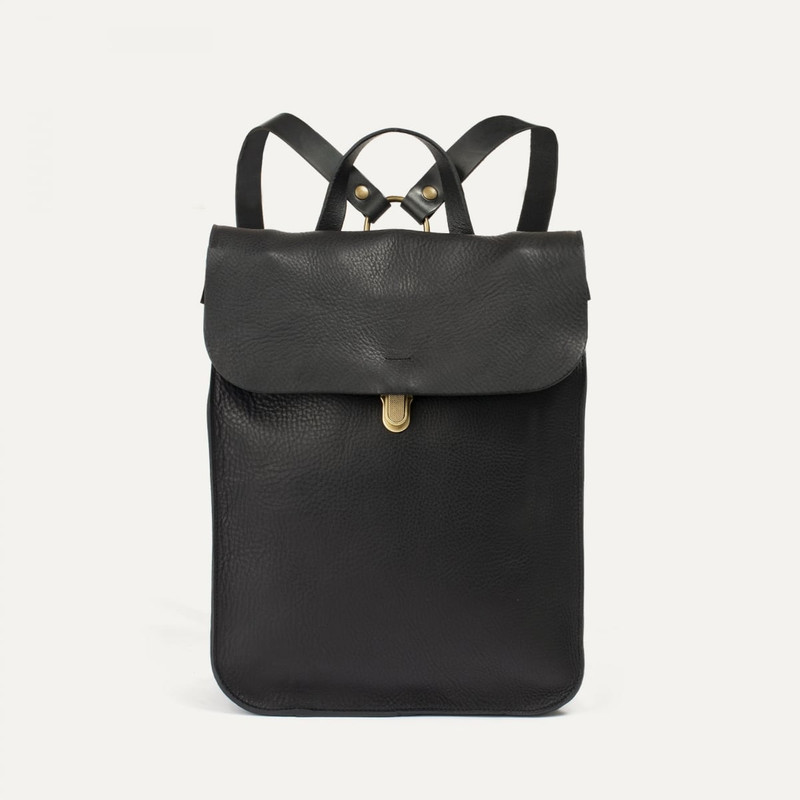 PUNCHO BACKPACK - BLACK 1