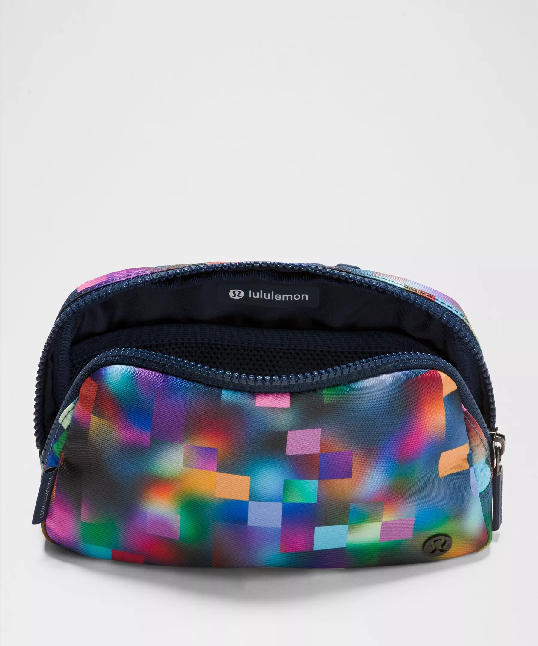 Everywhere Belt Bag 1L *Pride - 5