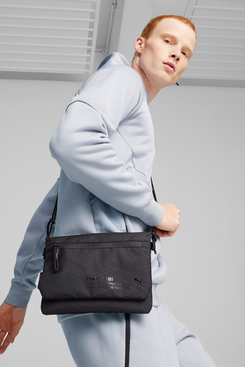 PUMA PUMA FWD Cross Body Bag outlook