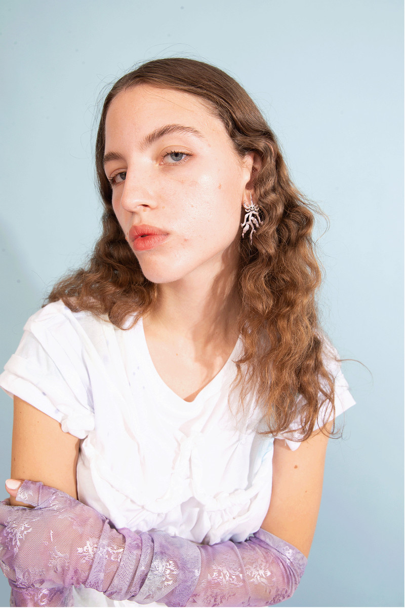 Collina Strada LIGHT ROSE SPIKE MONSTER MIX EARRING outlook