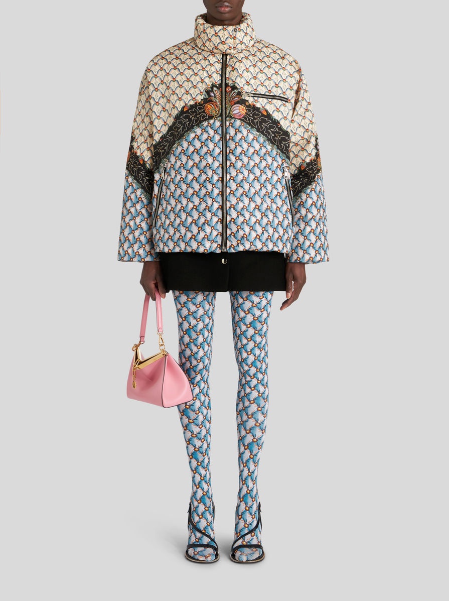 SHORT DOWN JACKET WITH PRINT - 3