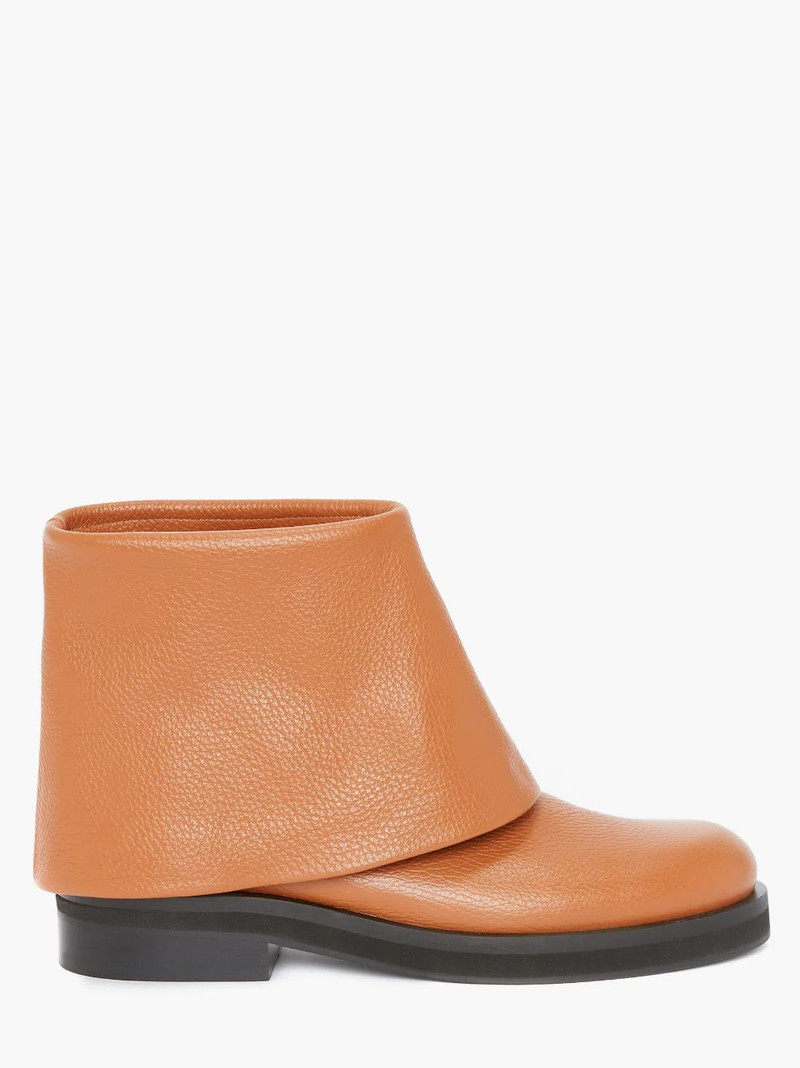 WOMEN'S LOW FOLDOVER BOOT 1