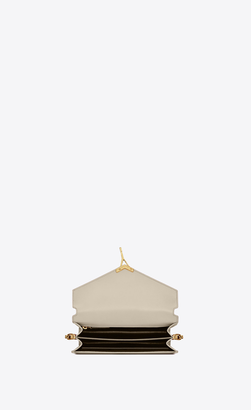 cassandra medium chain bag in smooth leather 7