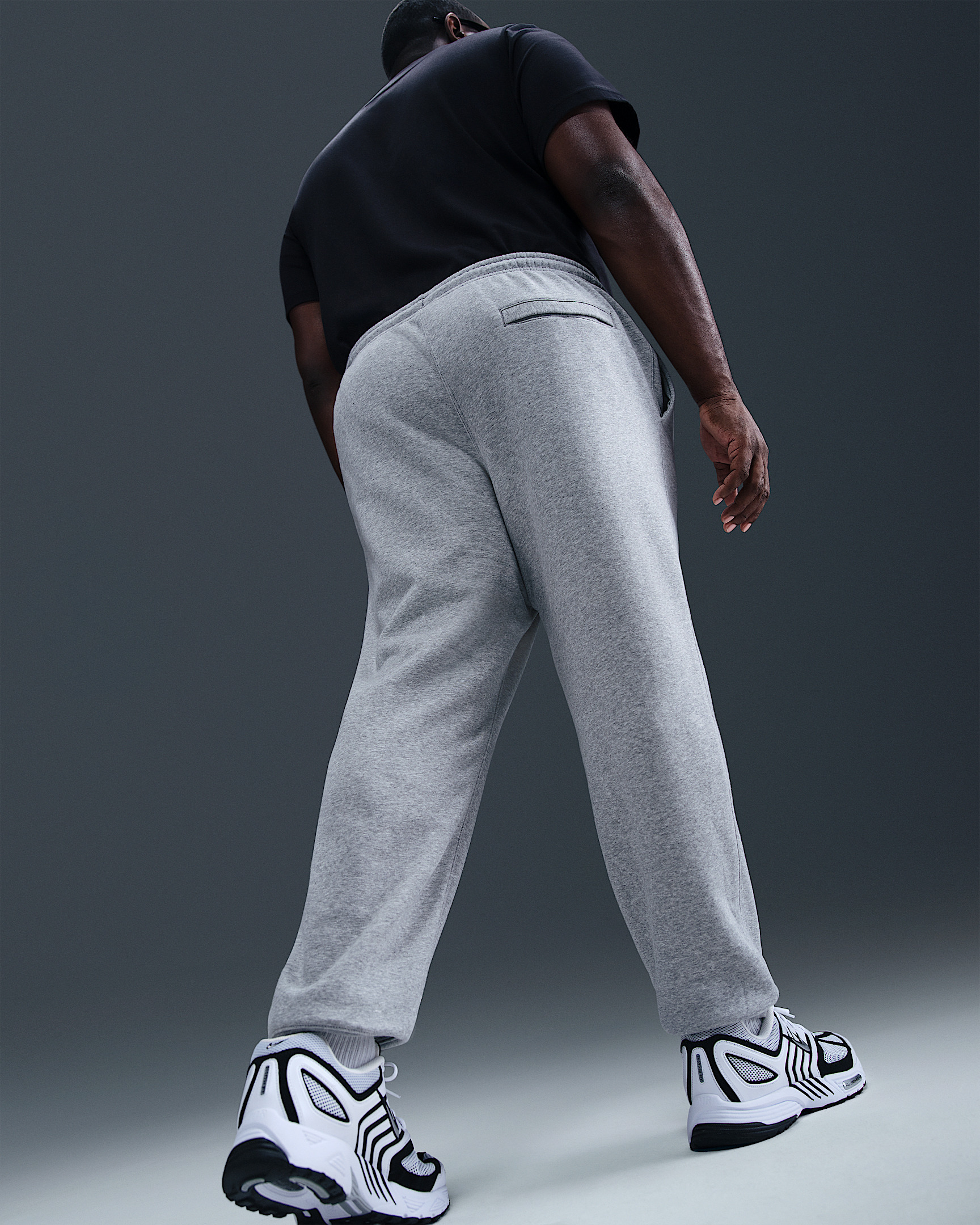 Nike Club Men's Joggers - 8