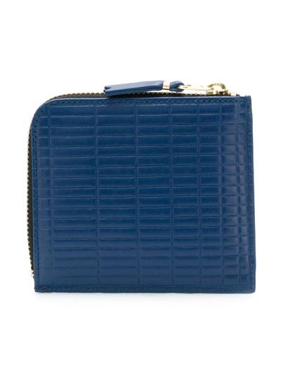 Comme Des Garçons all-around zipped wallet outlook