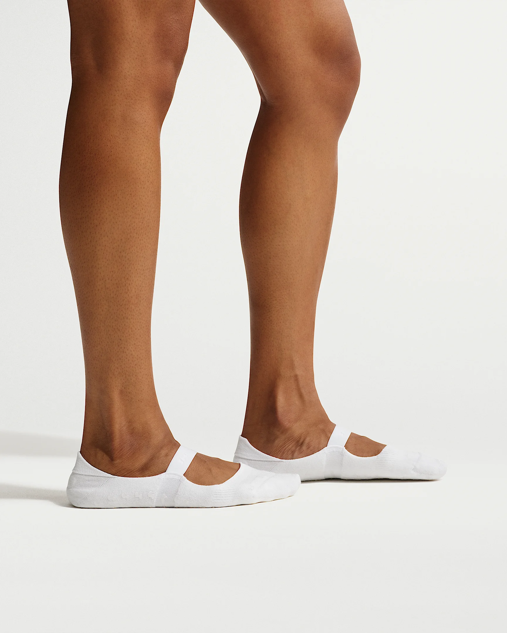 NikeSKIMS Women's Dri-FIT Pilates Grip No-Show Socks (1 Pair) - 1