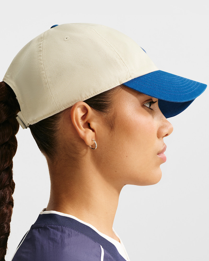 Nike Club Unstructured Futura Wash Cap 4