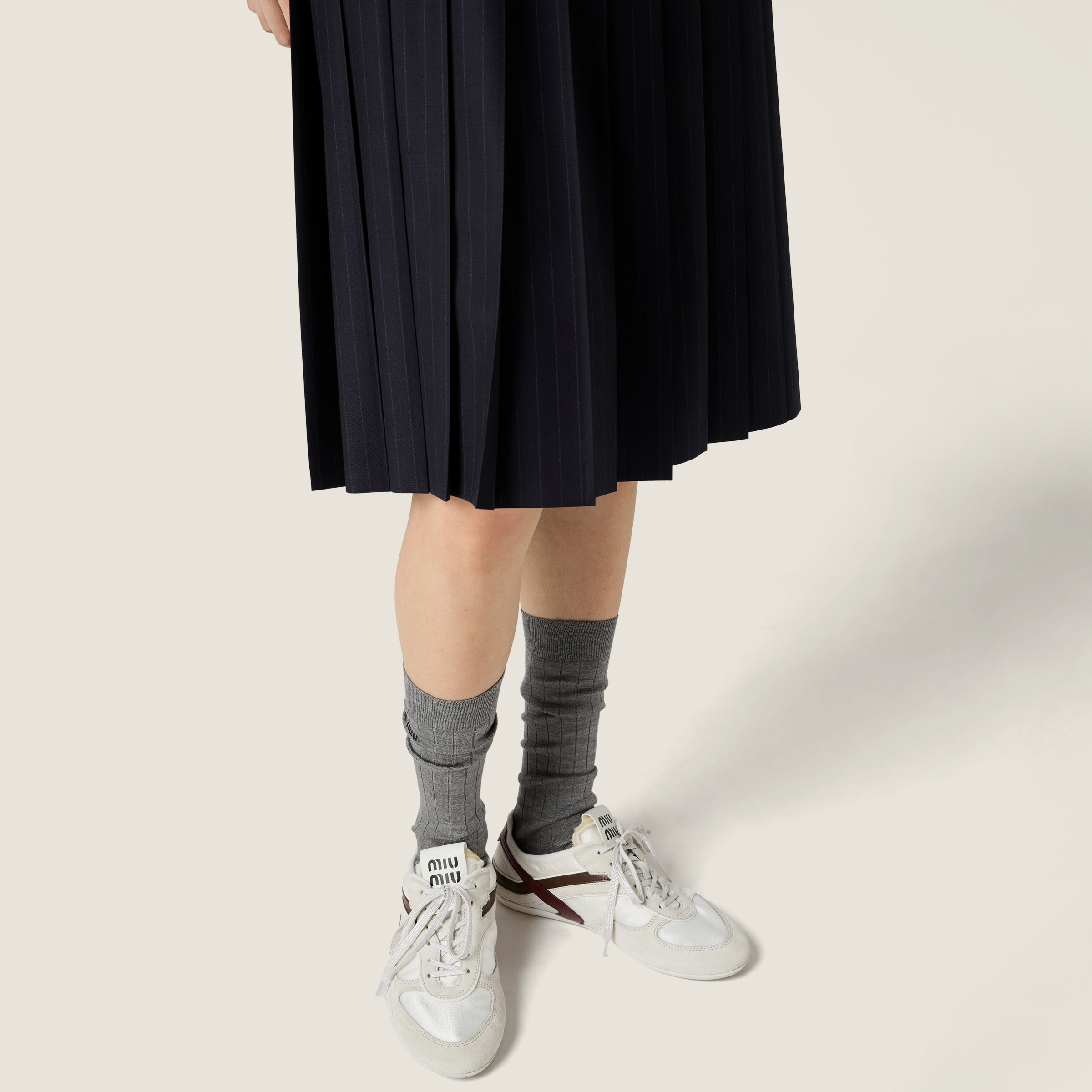 Pleated Pinstripe midi skirt - 4