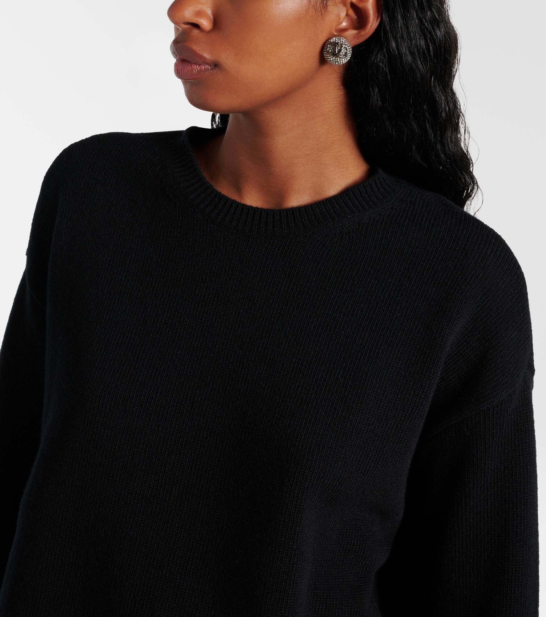 VLogo Signature clip-on earrings - 3