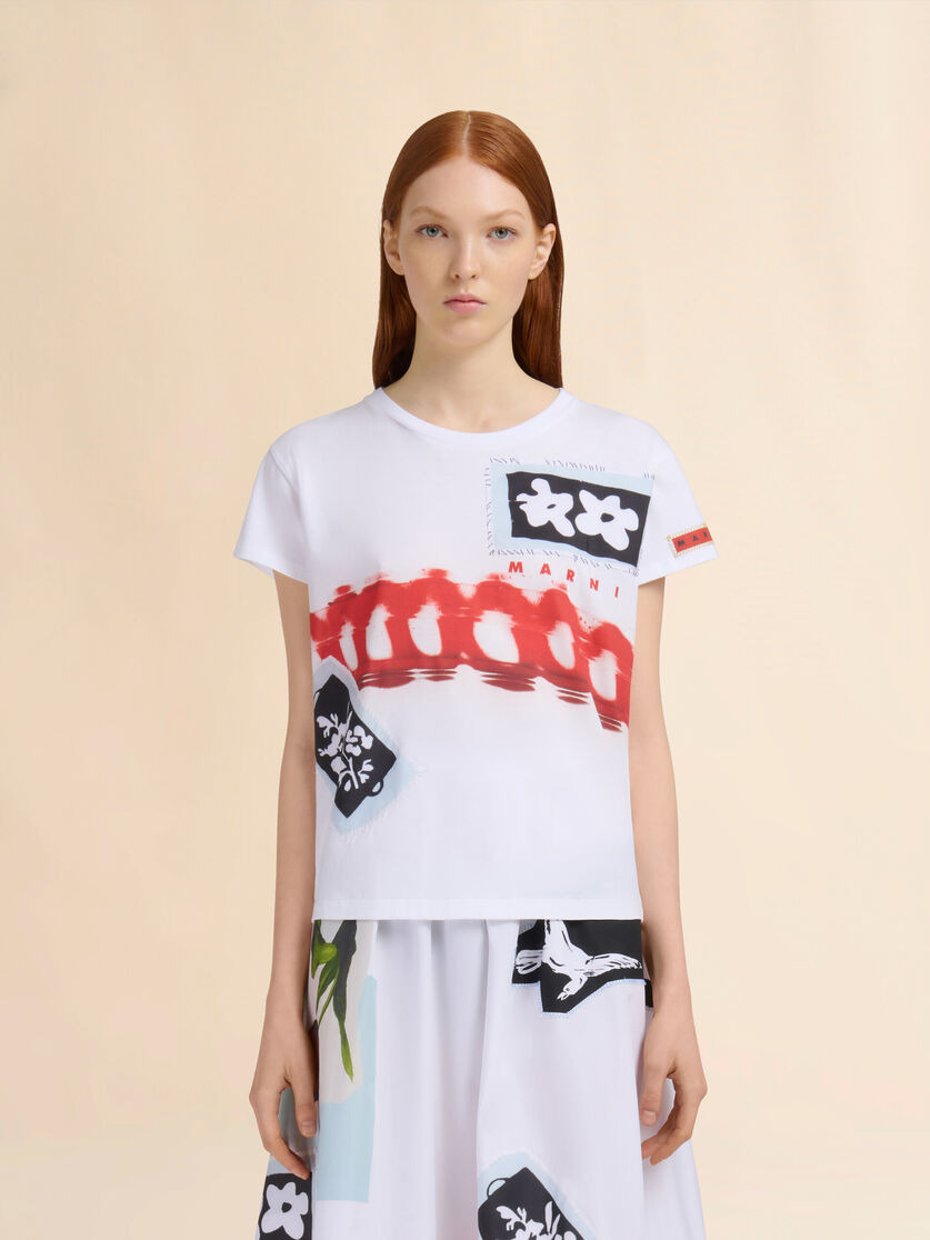 WHITE COTTON T-SHIRT WITH PRINTS AND PATCHES - 2