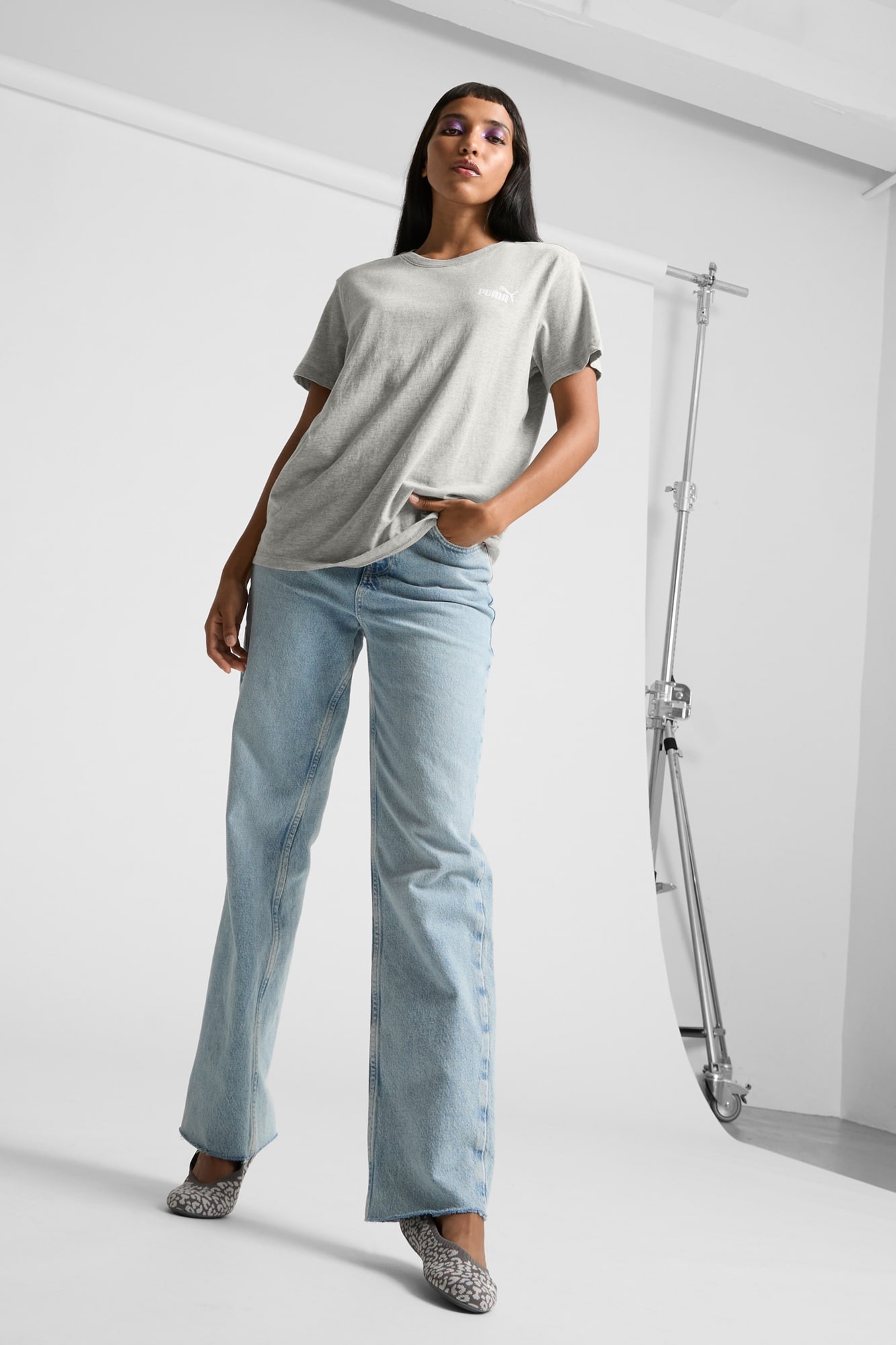 ESSENTIALS Small Logo Women's Tee - 5
