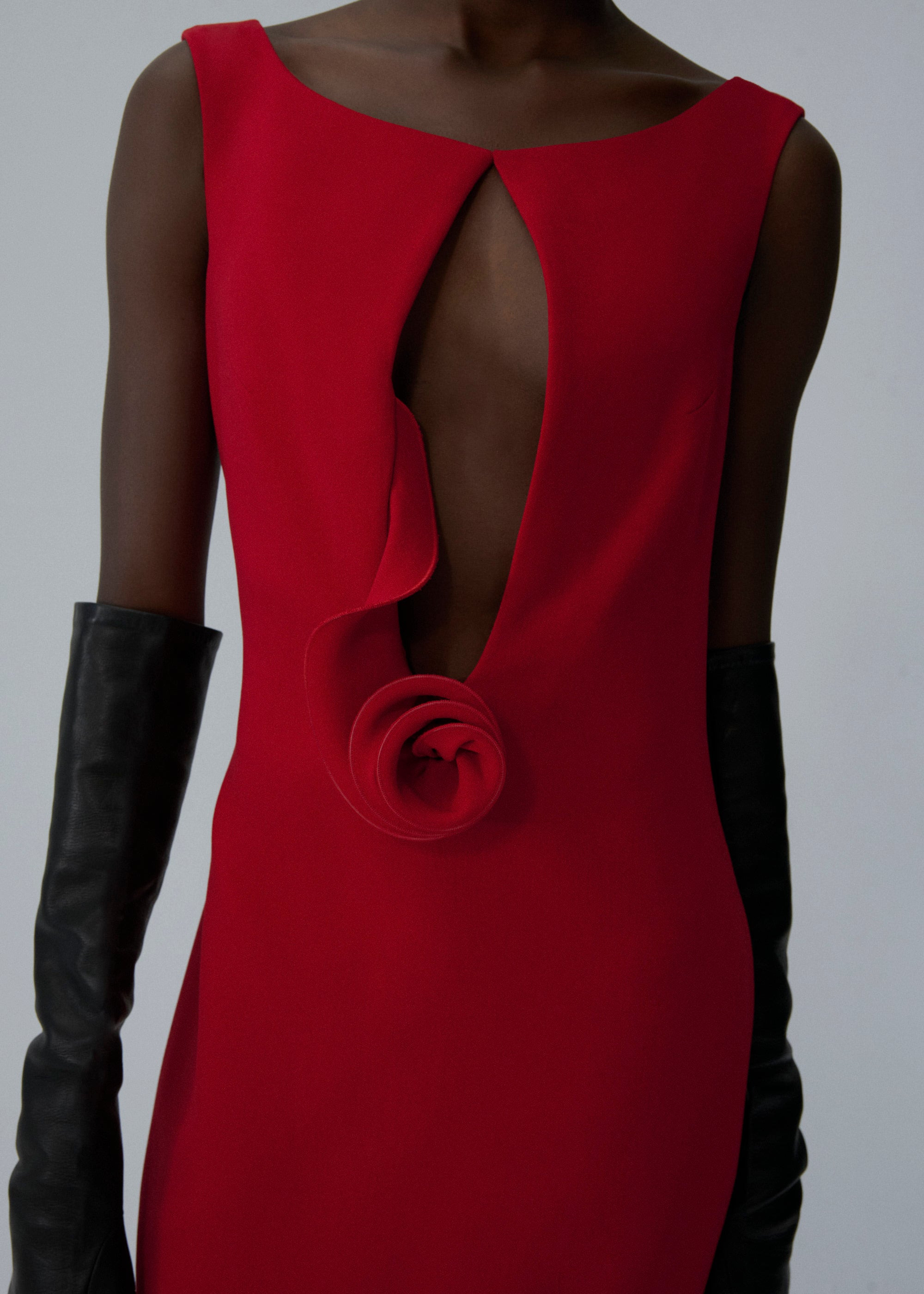 Floral appliqué keyhole midi dress in red - 4