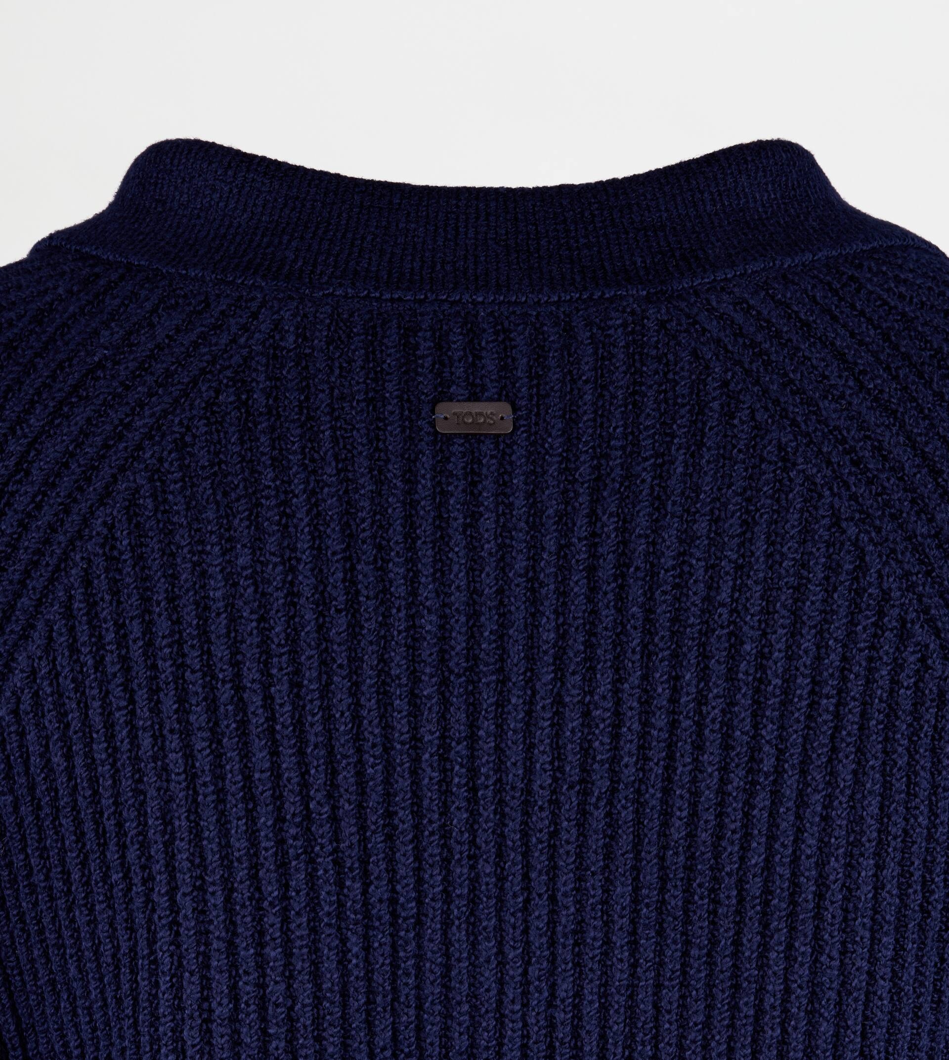 PULLOVER IN COTTON - BLUE - 8