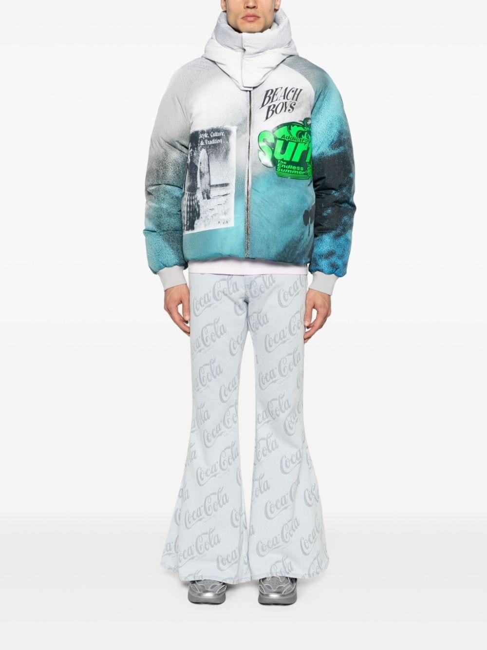 graphic-print hooded puffer jacket - 3