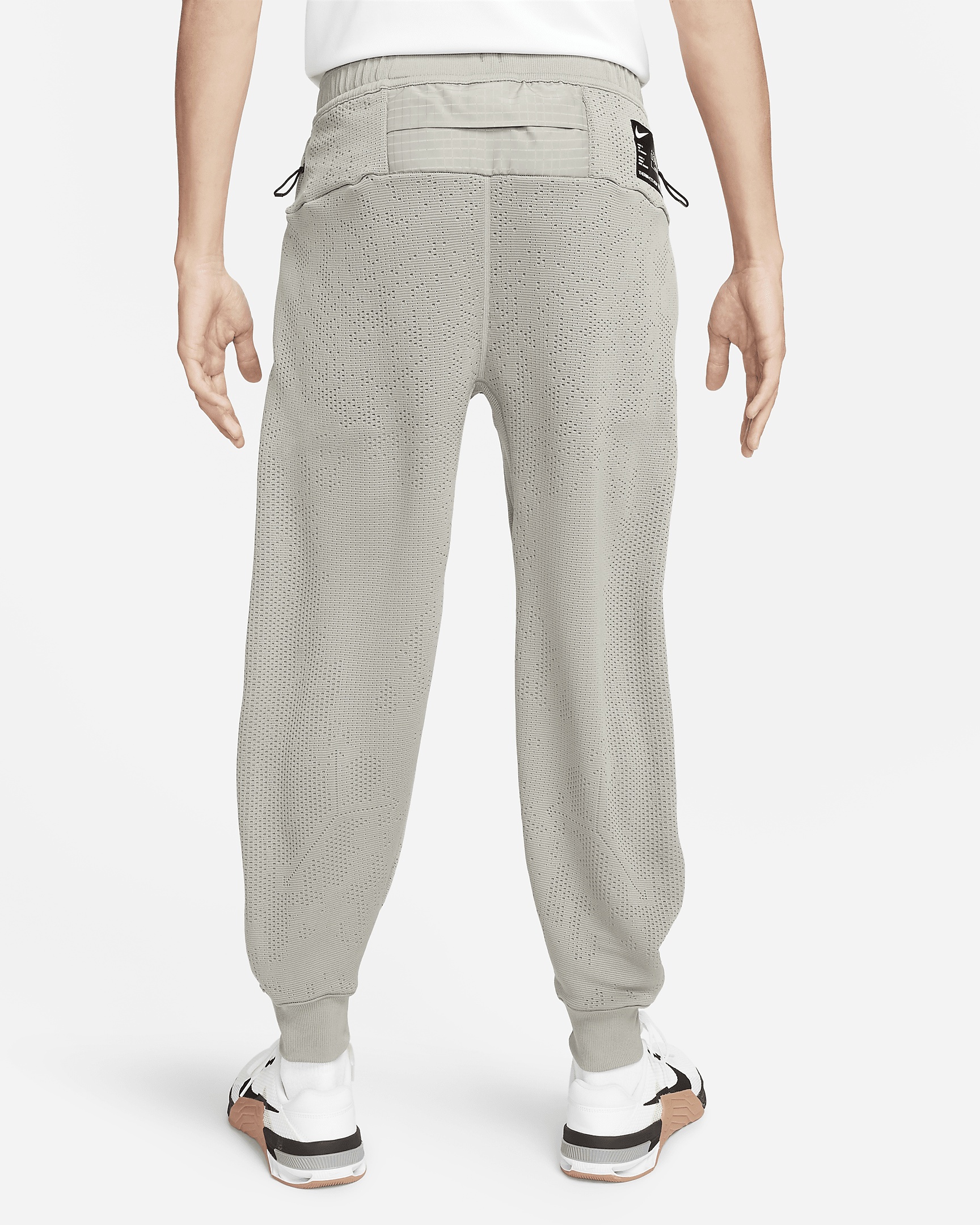 Nike A.P.S. Men's Therma-FIT Versatile Pants - 2