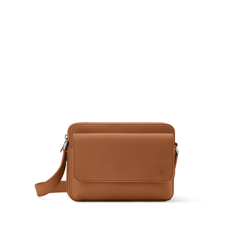 Boarding Messenger 1