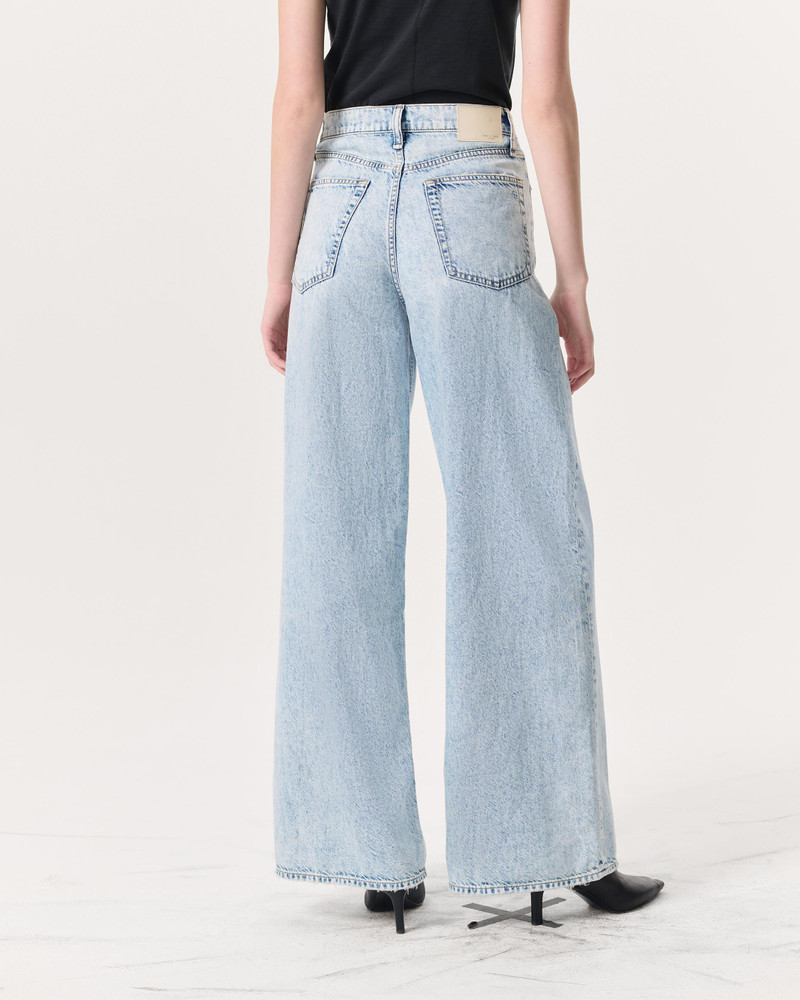 Featherweight Sofie Wide-Leg Jeans Featherweight Denim 5