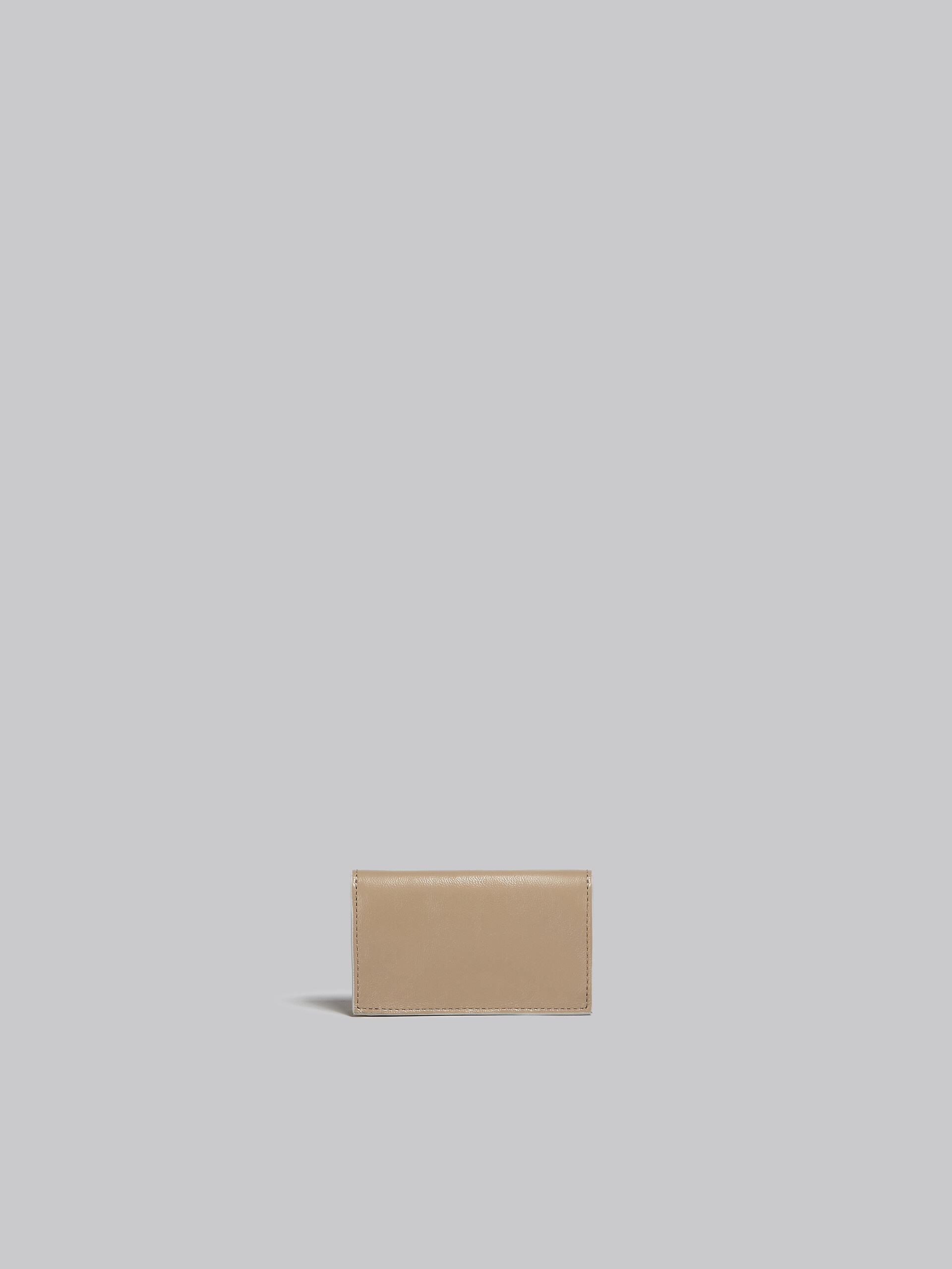 CARD CASE IN GREY-GREEN AND BEIGE LEATHER - 3