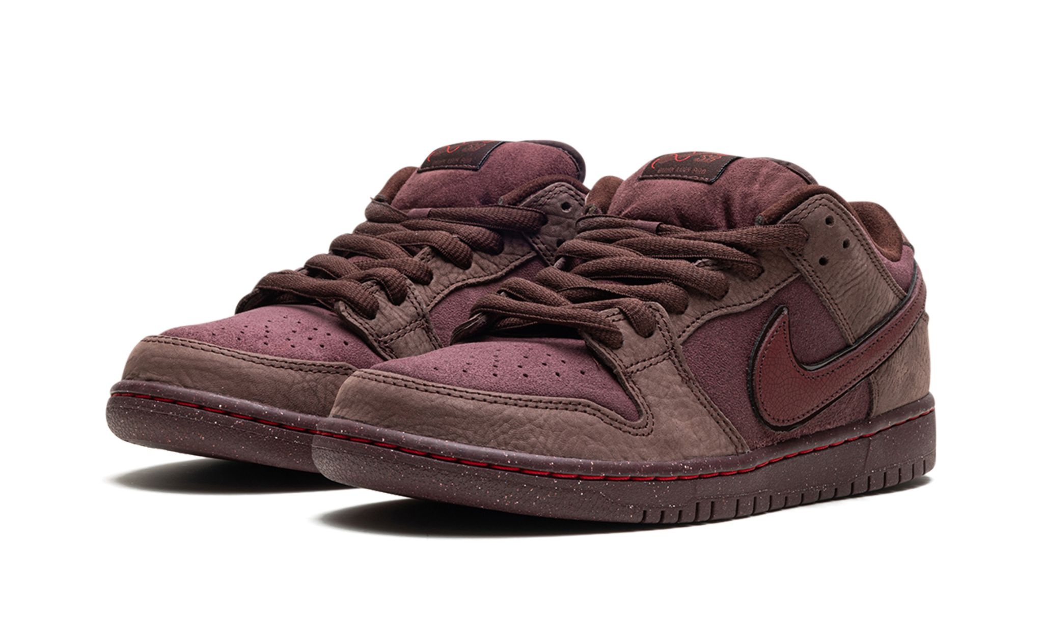 SB Dunk Low "City of Love" - 3