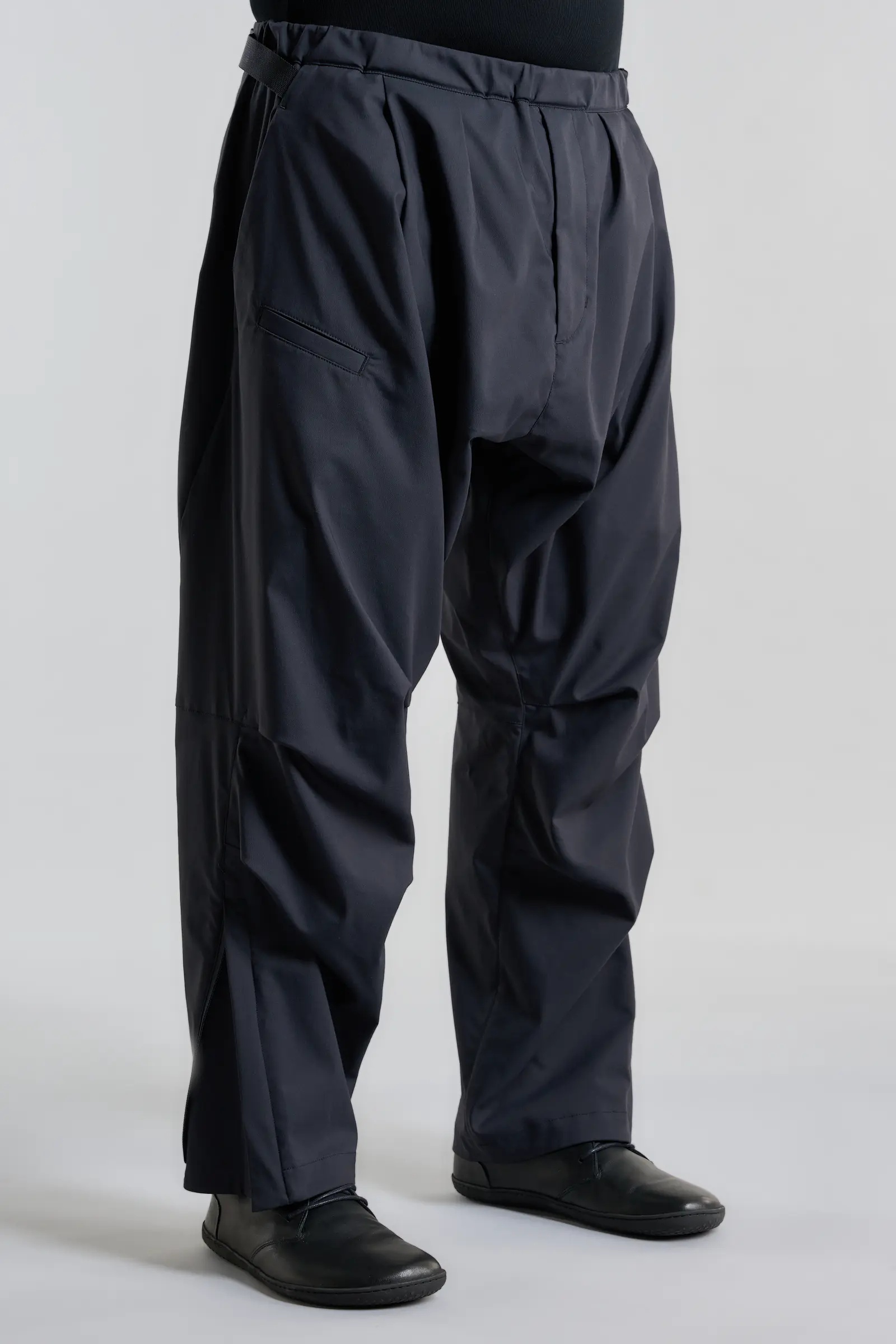 ACRONYM Acronym P36-CH Medium | ma_baoguo | REVERSIBLE