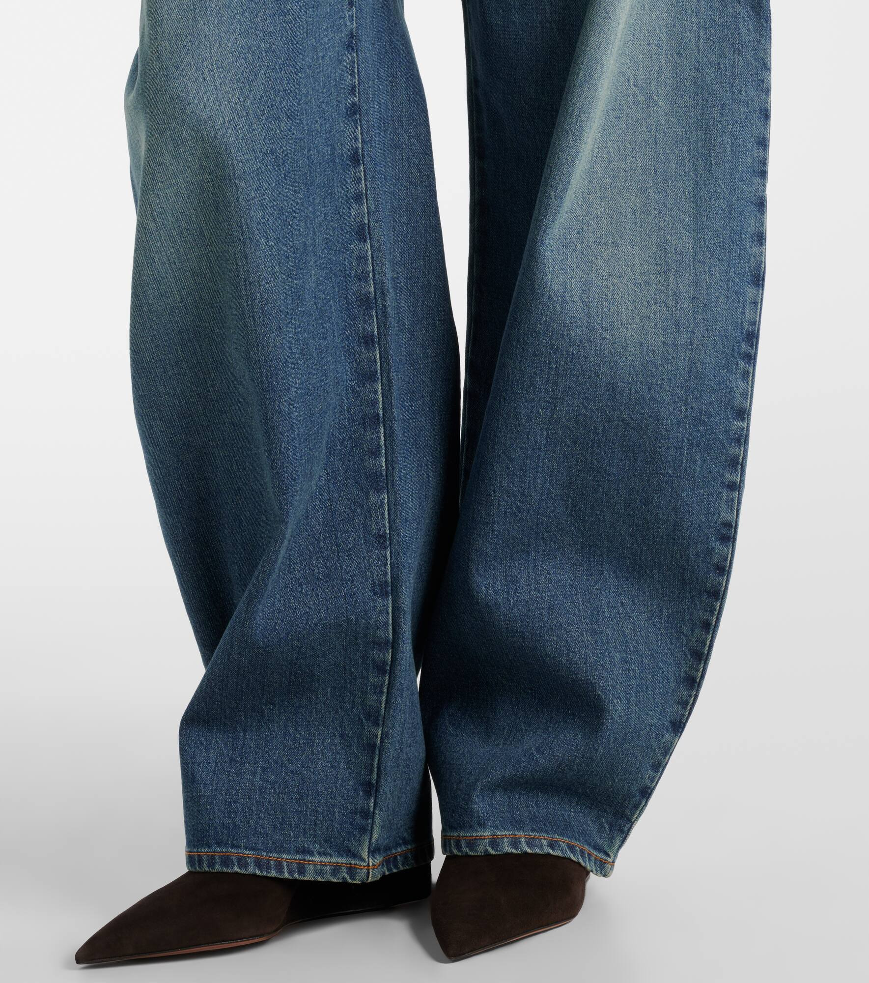 High-rise barrel-leg jeans - 6