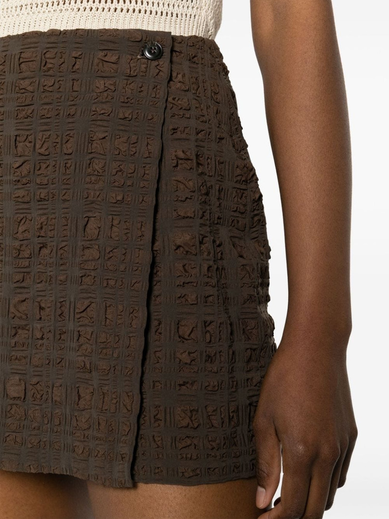 layered seersucker shorts 5