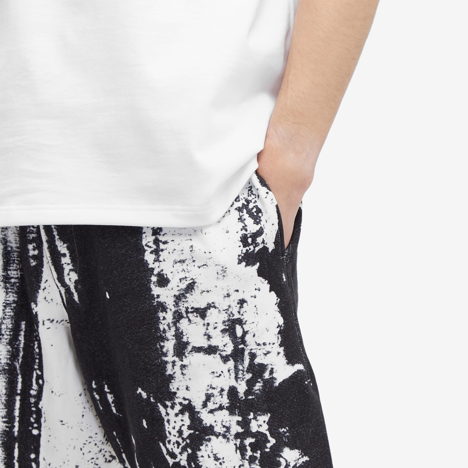 Alexander McQueen Fold Print Sweat Shorts - 5