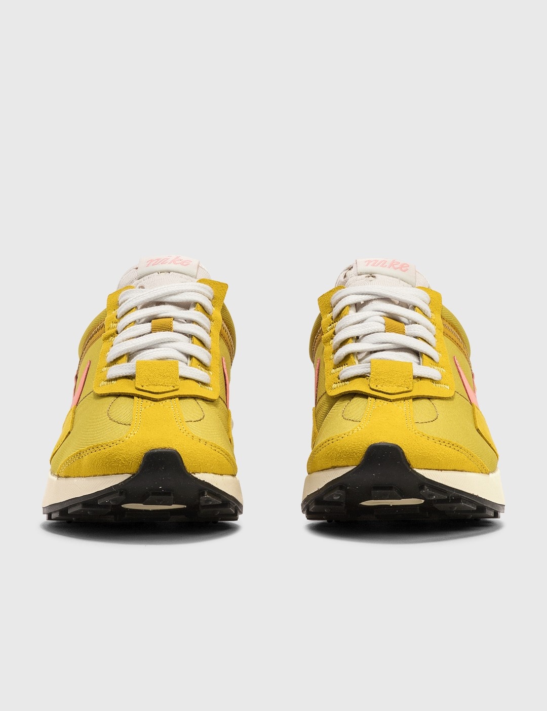 Nike Air Max Pre-Day LX low-top sneakers | REVERSIBLE