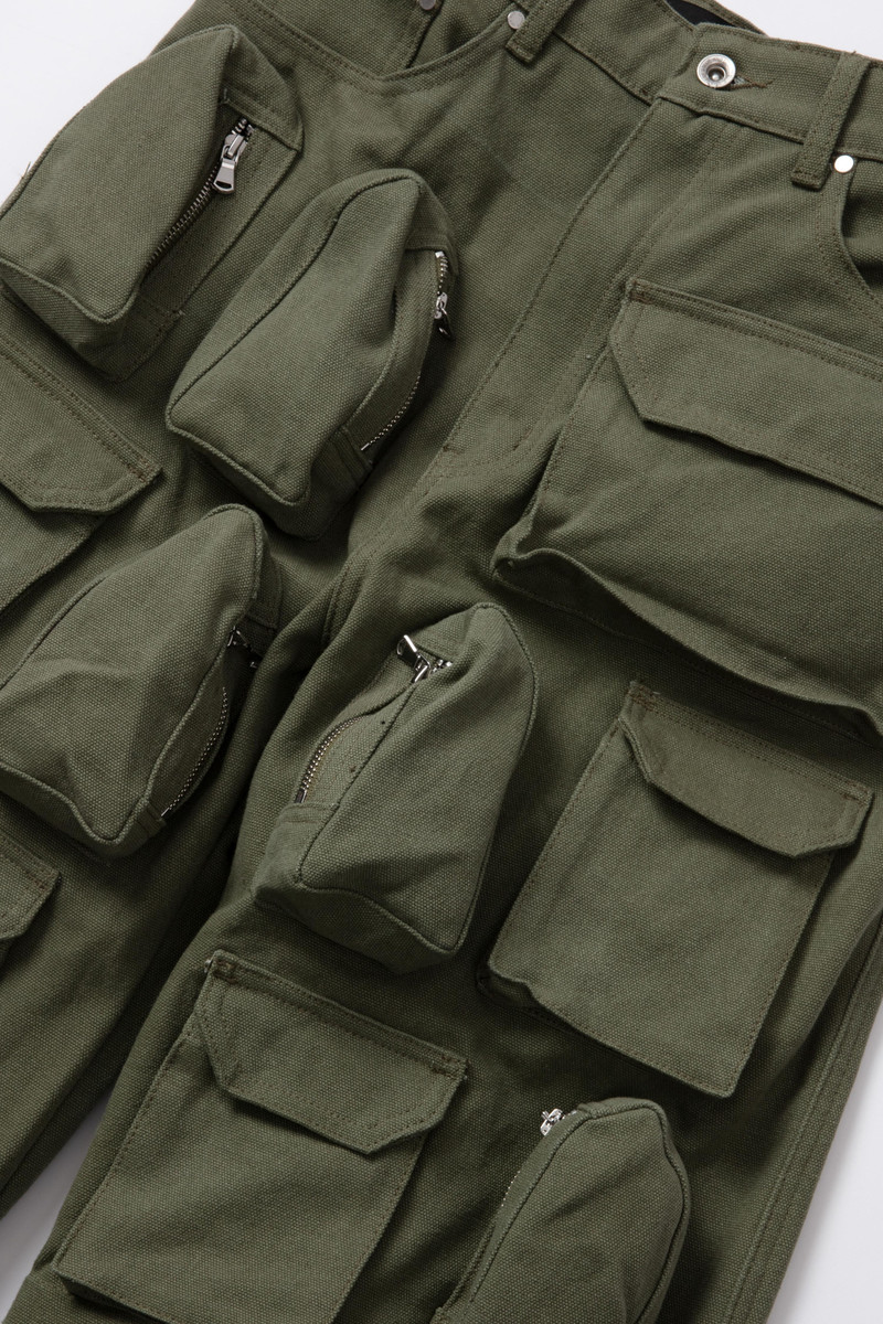 WHO DECIDES WAR RAVE CARGO outlook