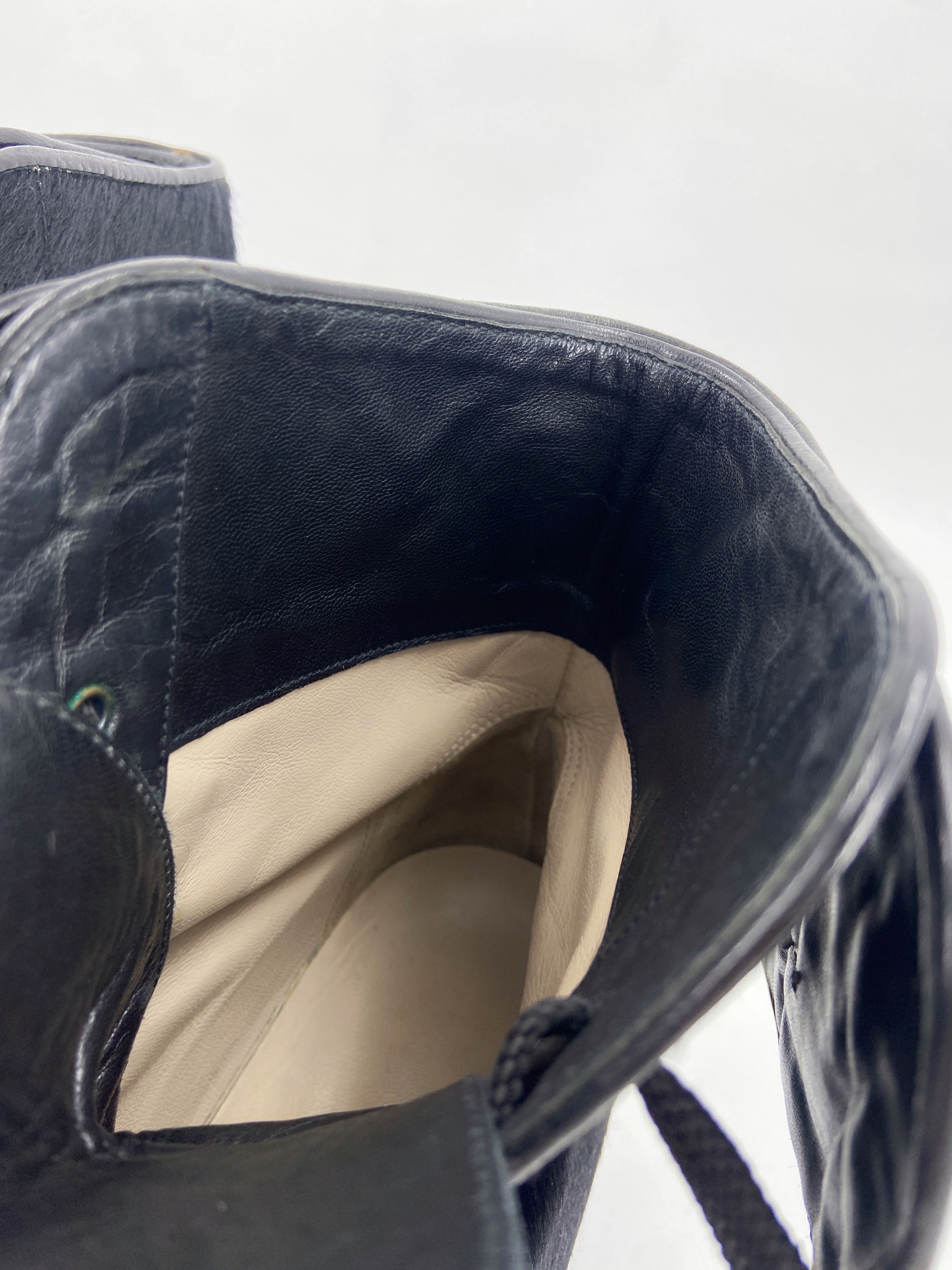 Chanel Fall 2000 Karl Lagerfeld Pony hair Calfskin Logo Quilted Combat boot 38 - 10