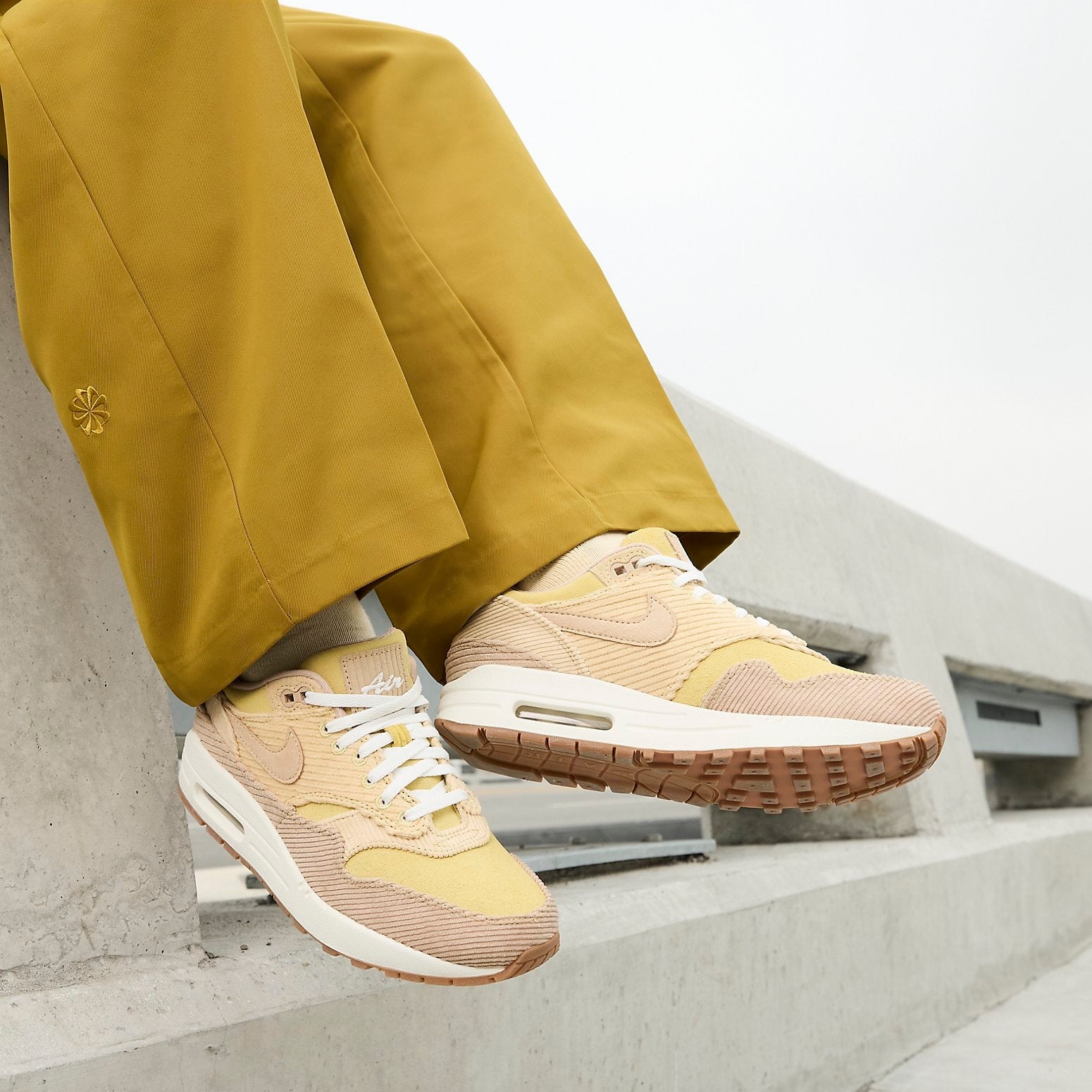 (WMNS) Nike Air Max 1 SE 'Buff Gold' FB8451-700 - 6