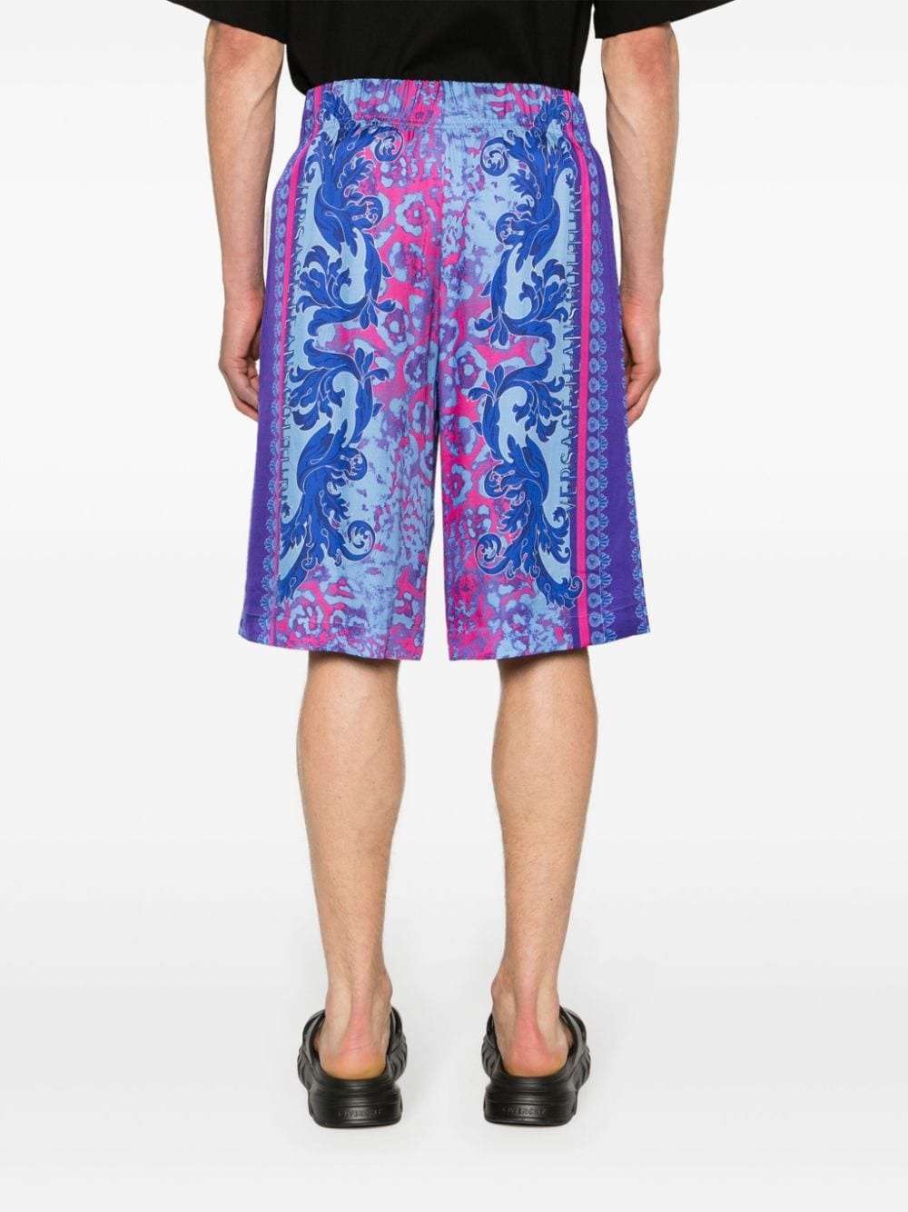 Baroque-pattern bermuda shorts - 4