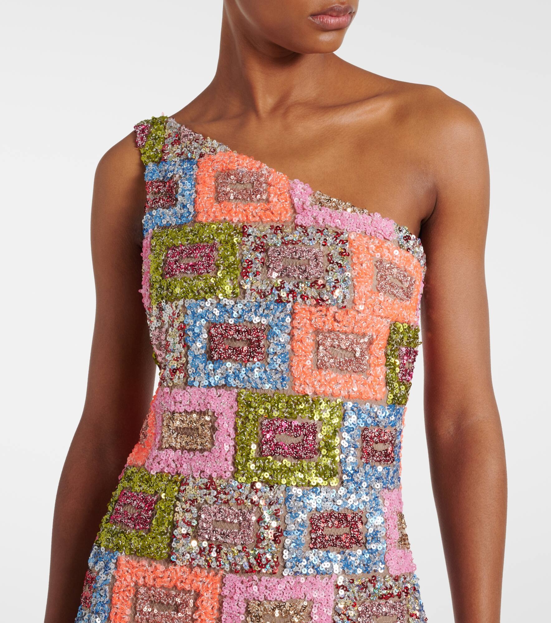 Sequined one-shoulder gown - 4