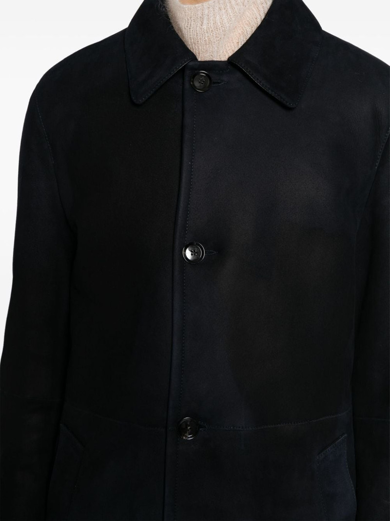 single-breasted leather coat 5