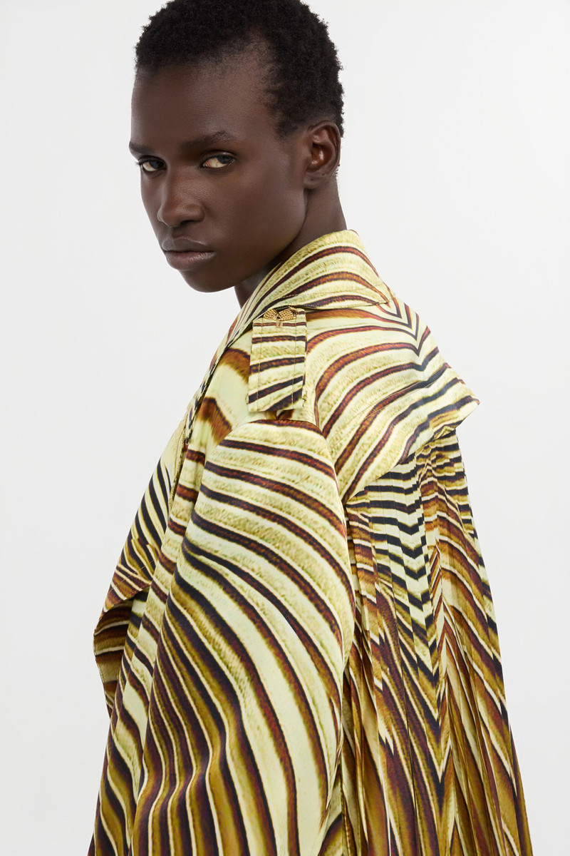 Silk trench coat with Ray Of Gold print 7