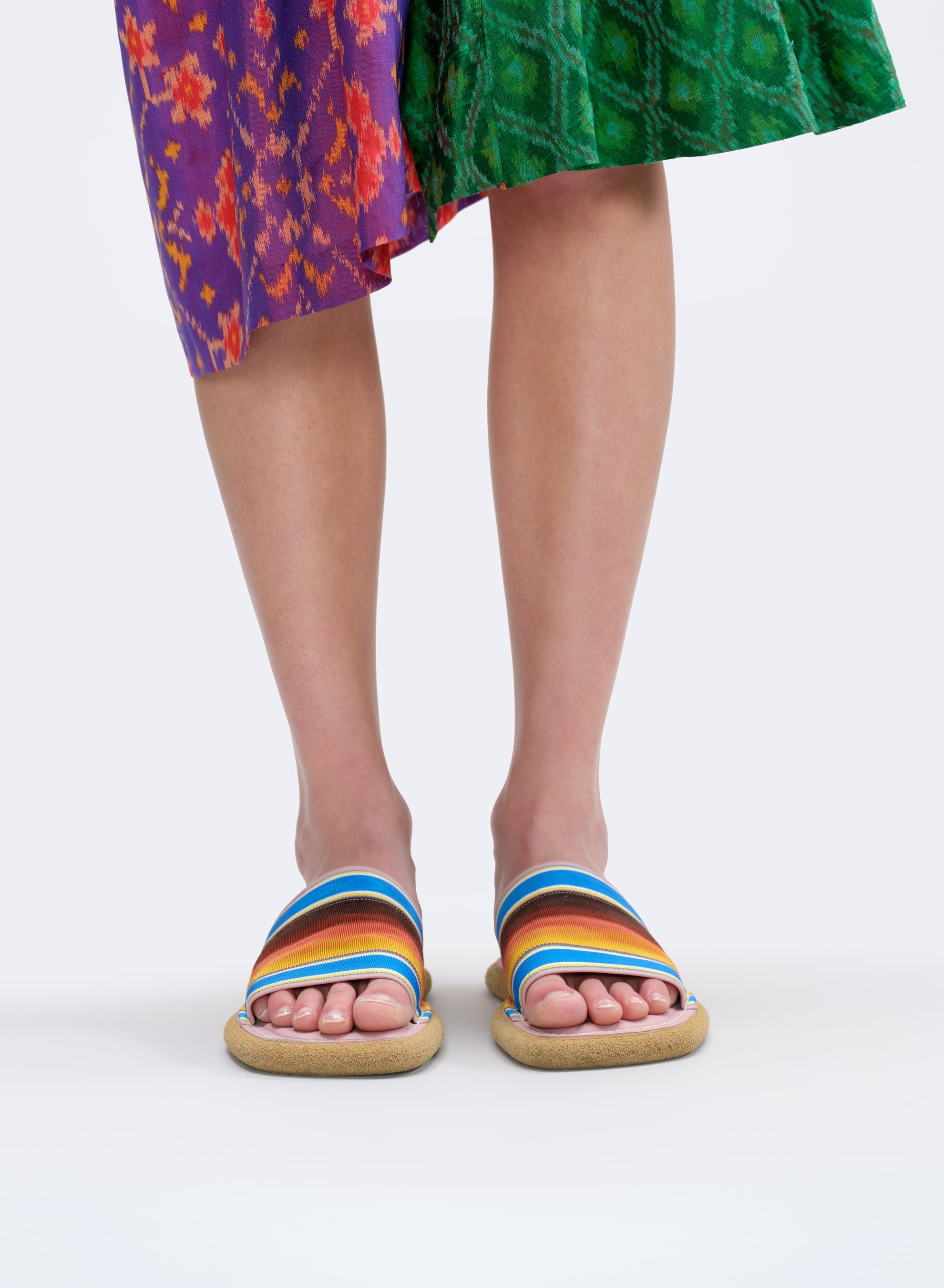 STRIPED SLIDES - 4
