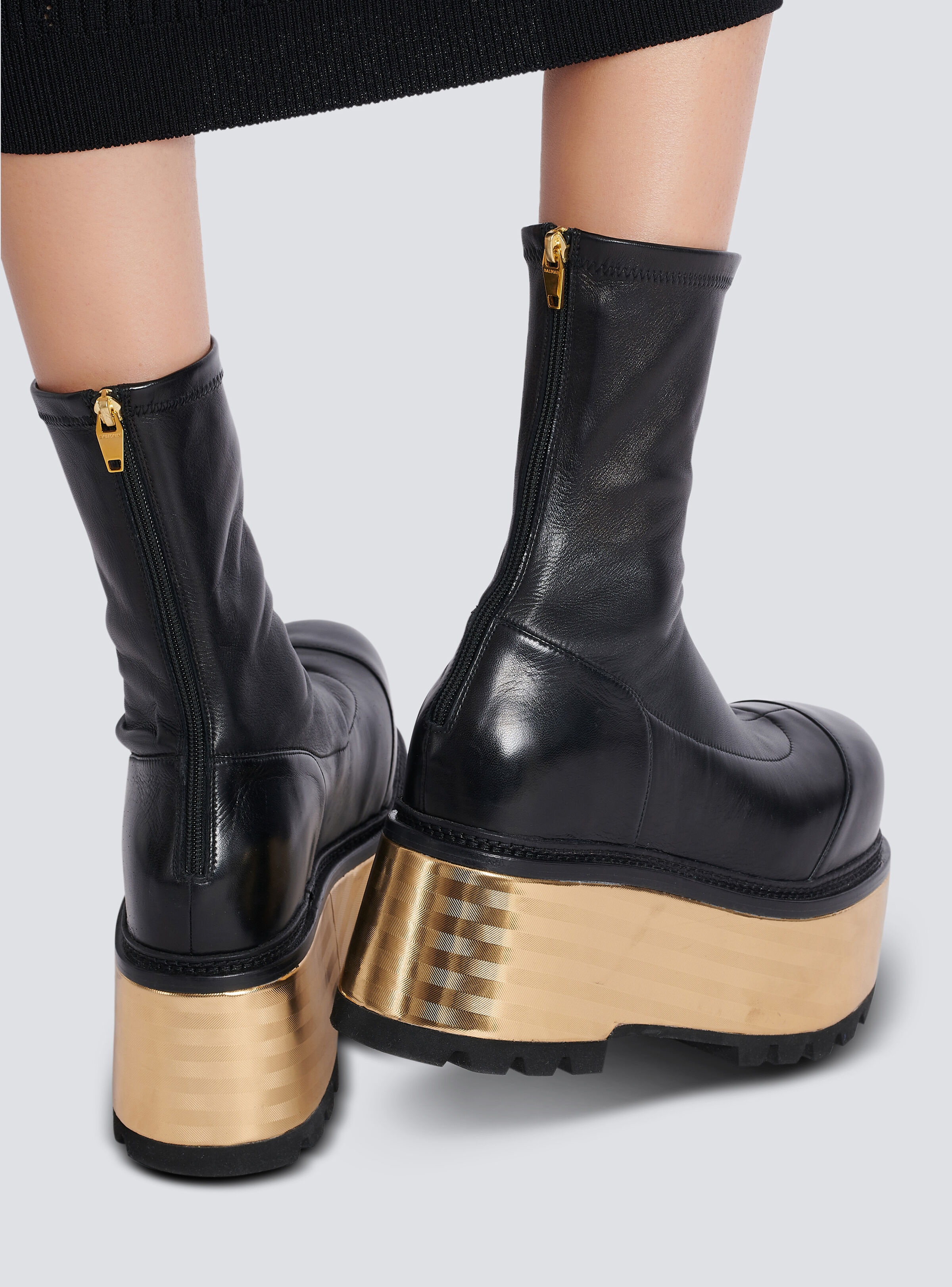 Leather platform boots - 7