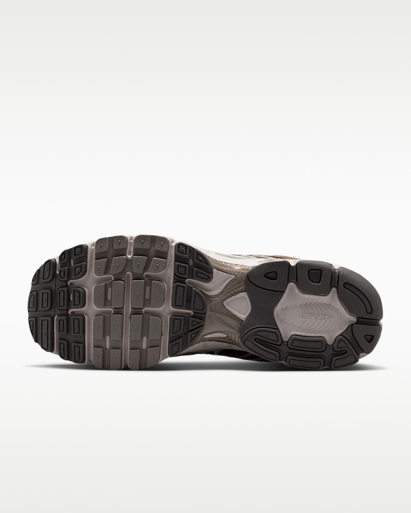 Nike Nike Air Max Moto 2K Men's Shoes outlook