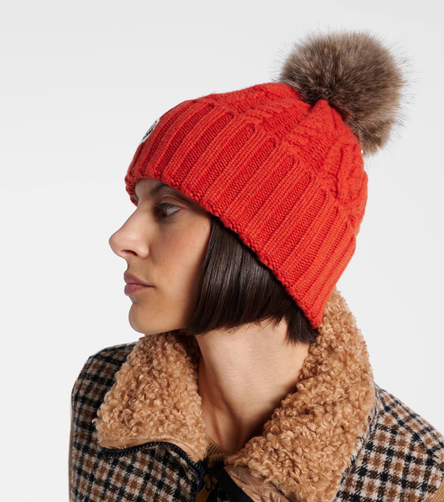 Cable-knit cashmere and wool-blend beanie - 5