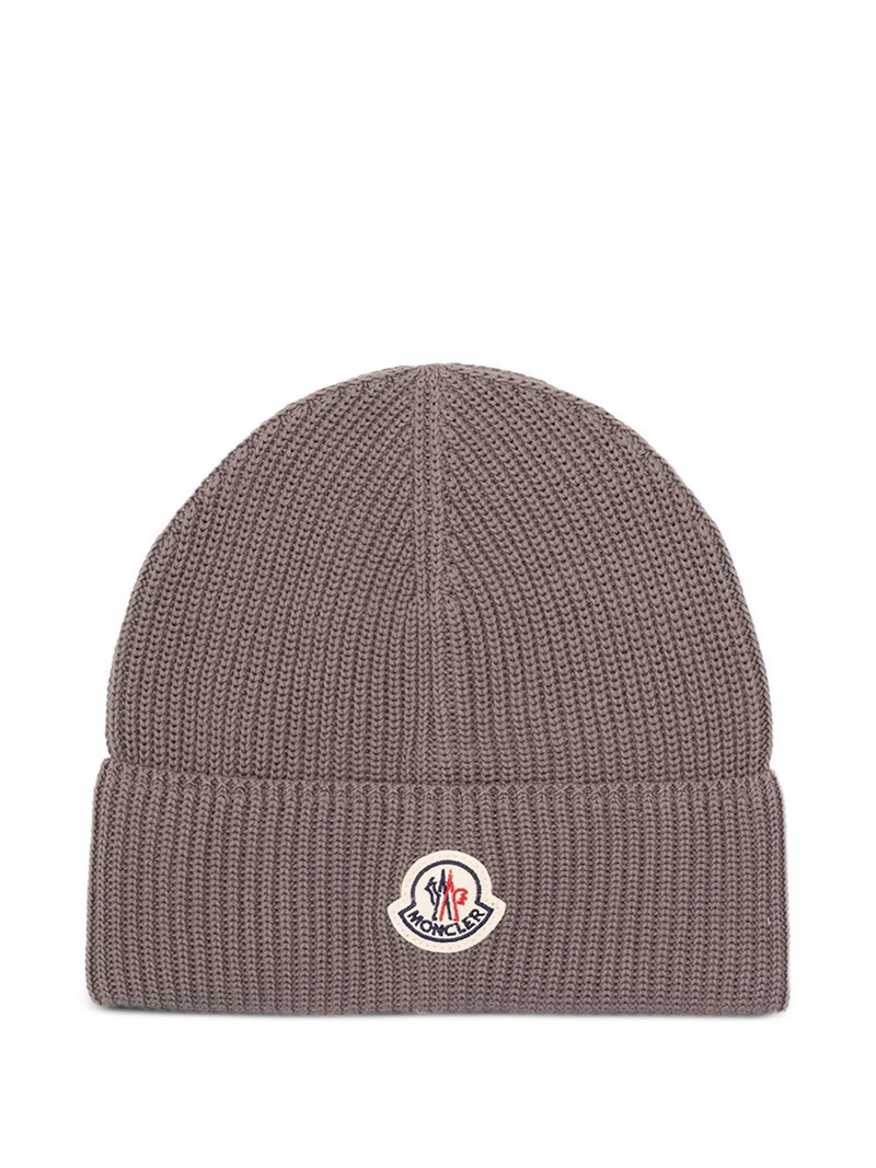 ribbed logo-patch beanie hat 1