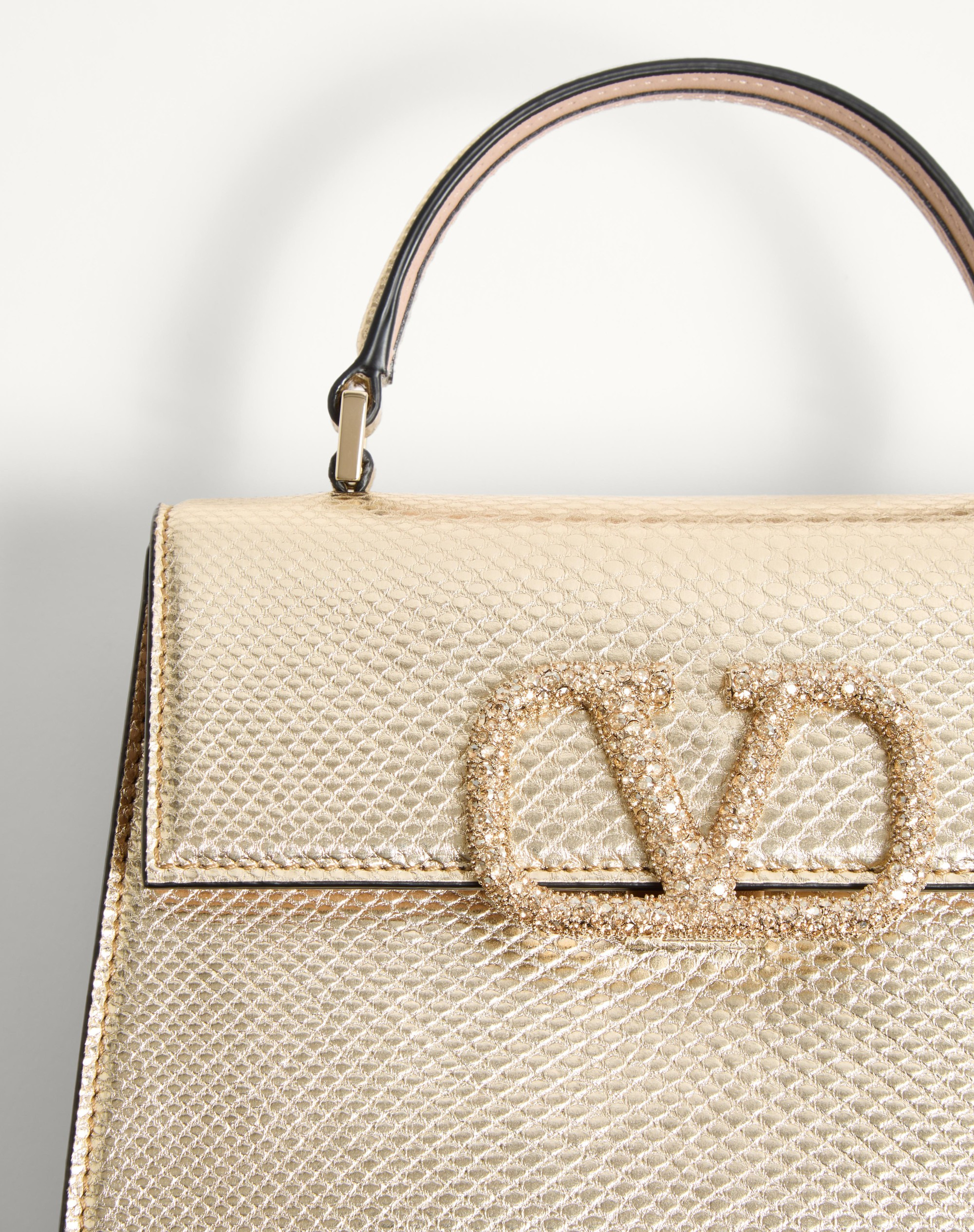 SMALL VALENTINO GARAVANI VSLING HANDBAG IN METALLIC KARUNG - 6