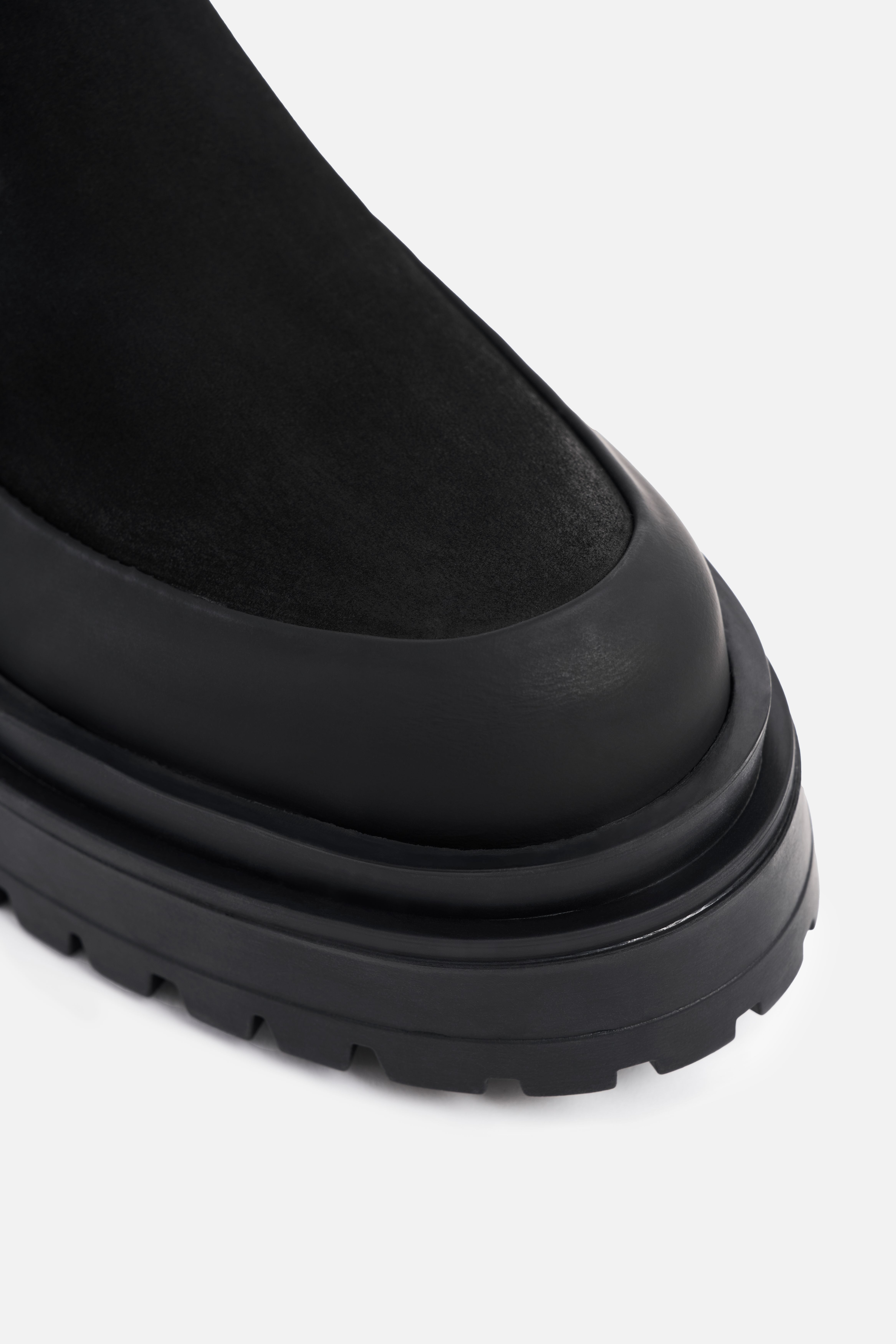 High Walker Nubuck Boots Black - 5