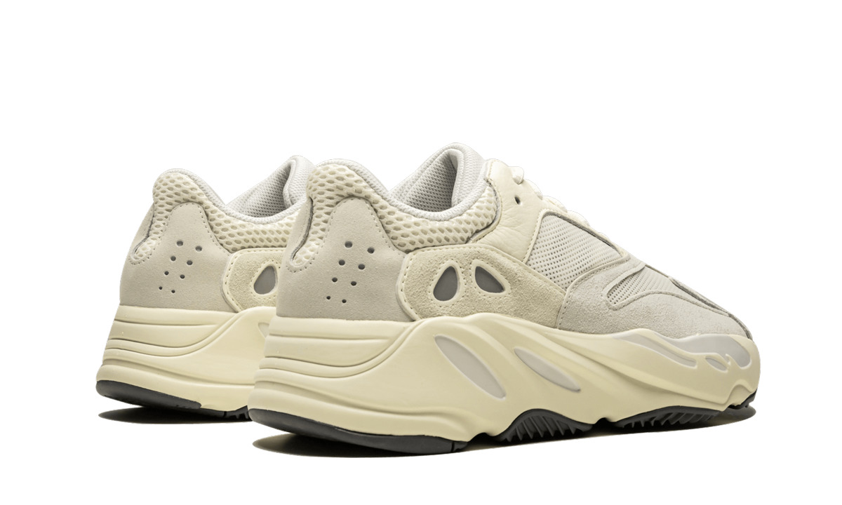 Yeezy Boost 700 - 3