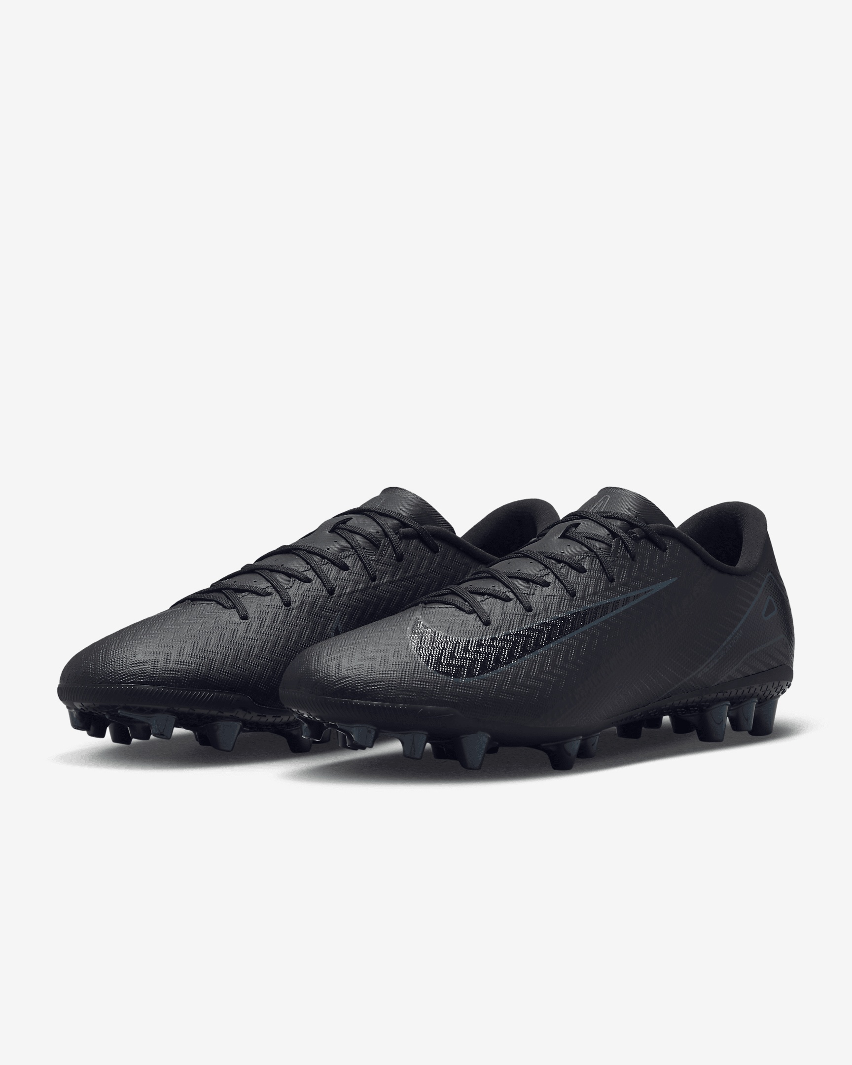 Nike Mercurial Vapor 16 Academy AG Low-Top Soccer Cleats - 5