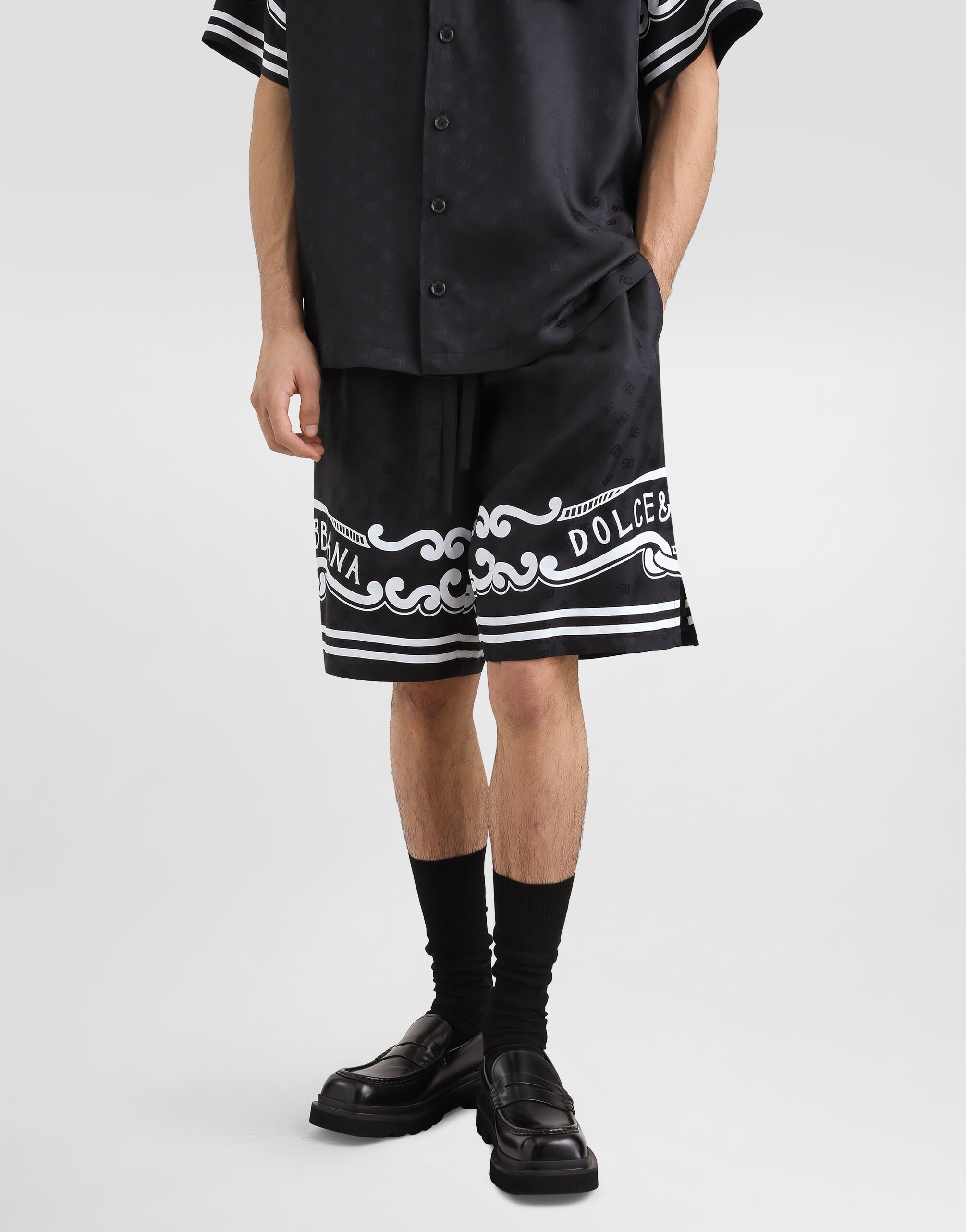 Silk shorts with bandanna-print details - 4