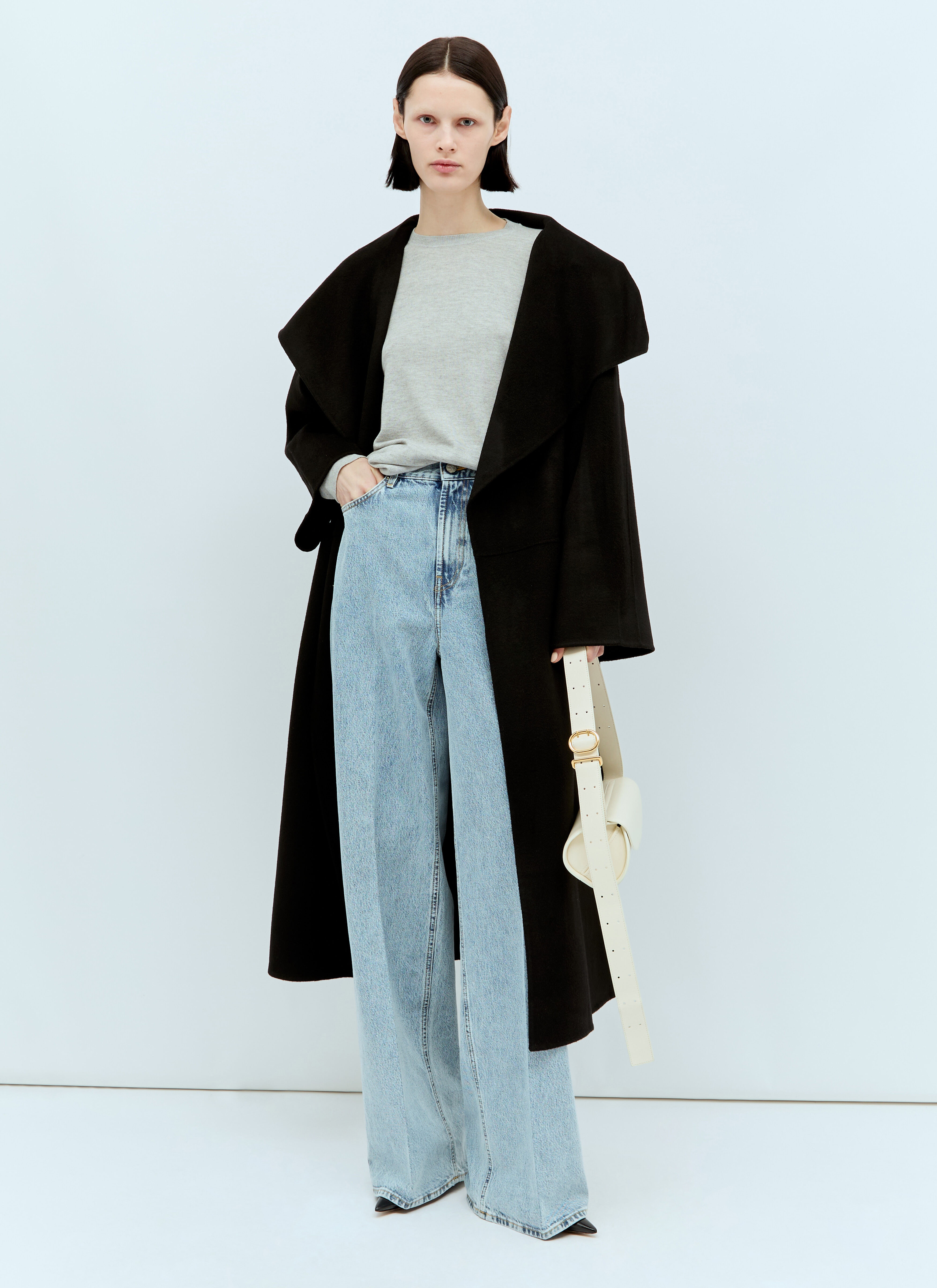 Wide-Leg Jeans - 3