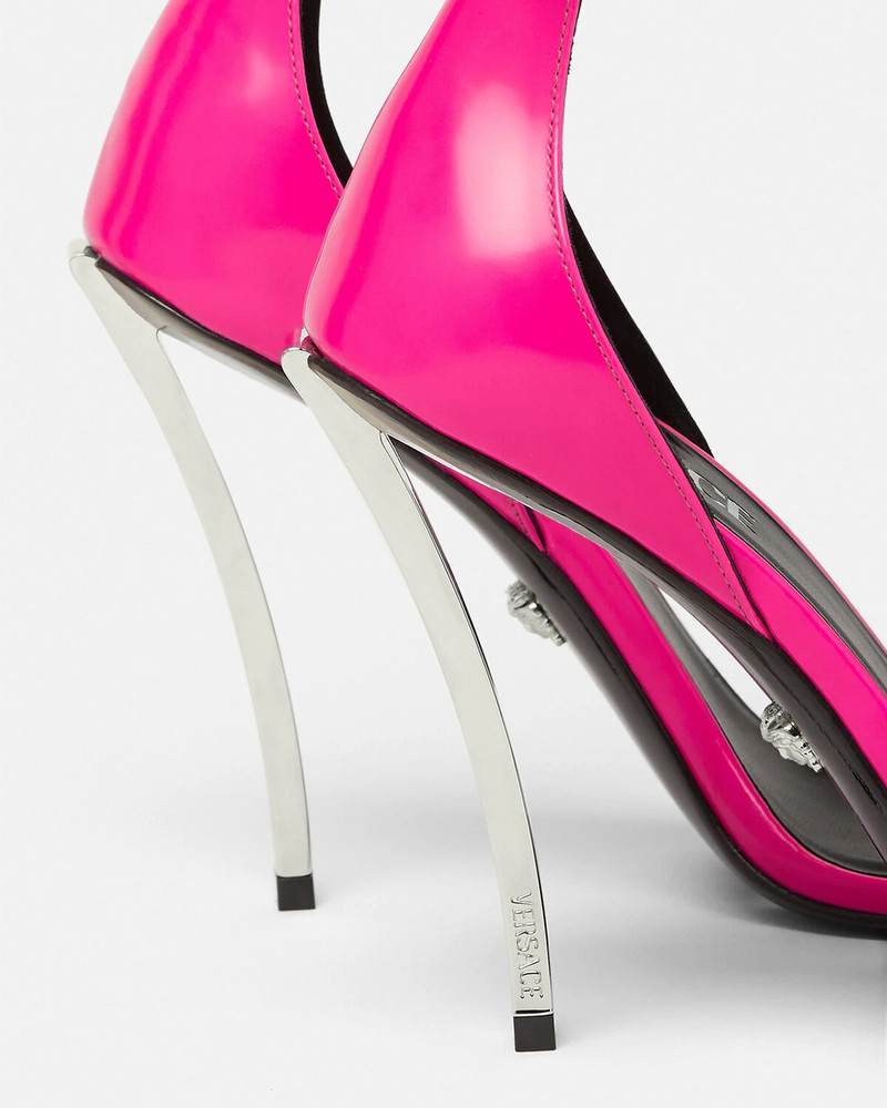 Pin-Point Sandals 3