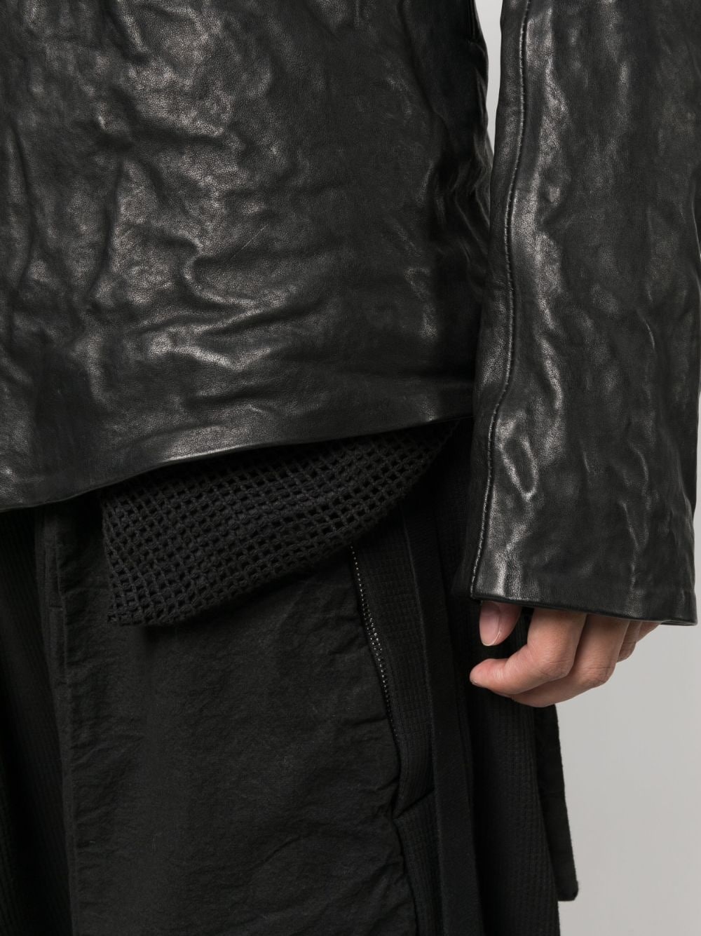 brushed high-neck leather jacket - 5