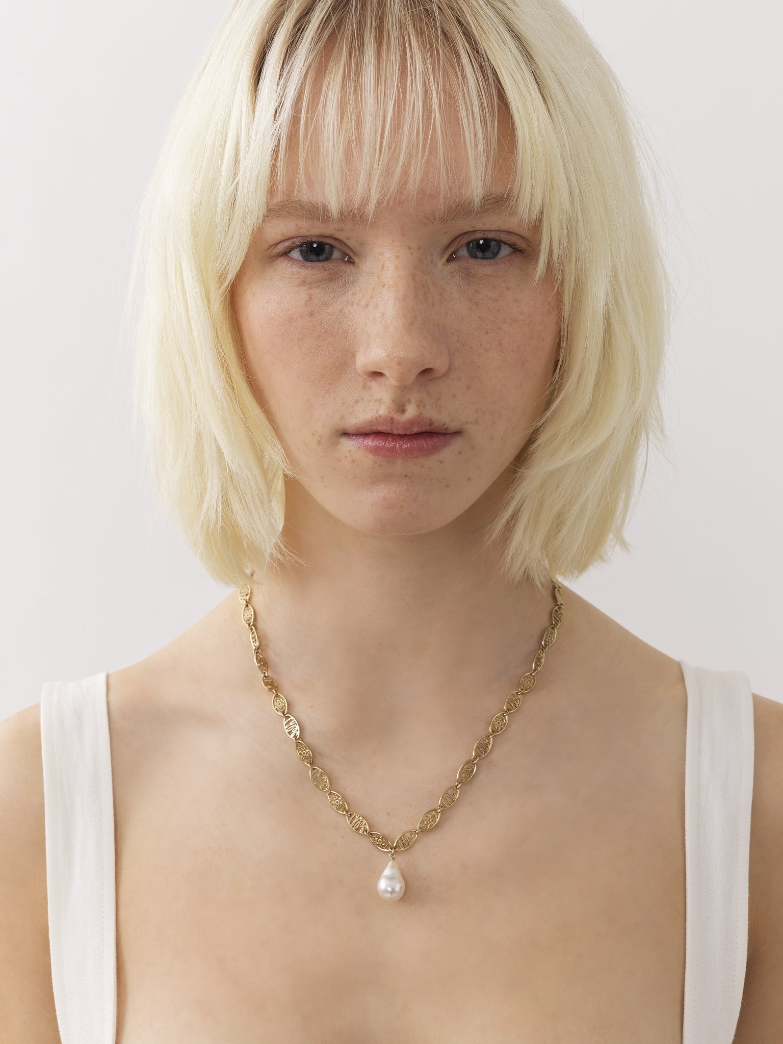 DARCEY LACE NECKLACE - 3
